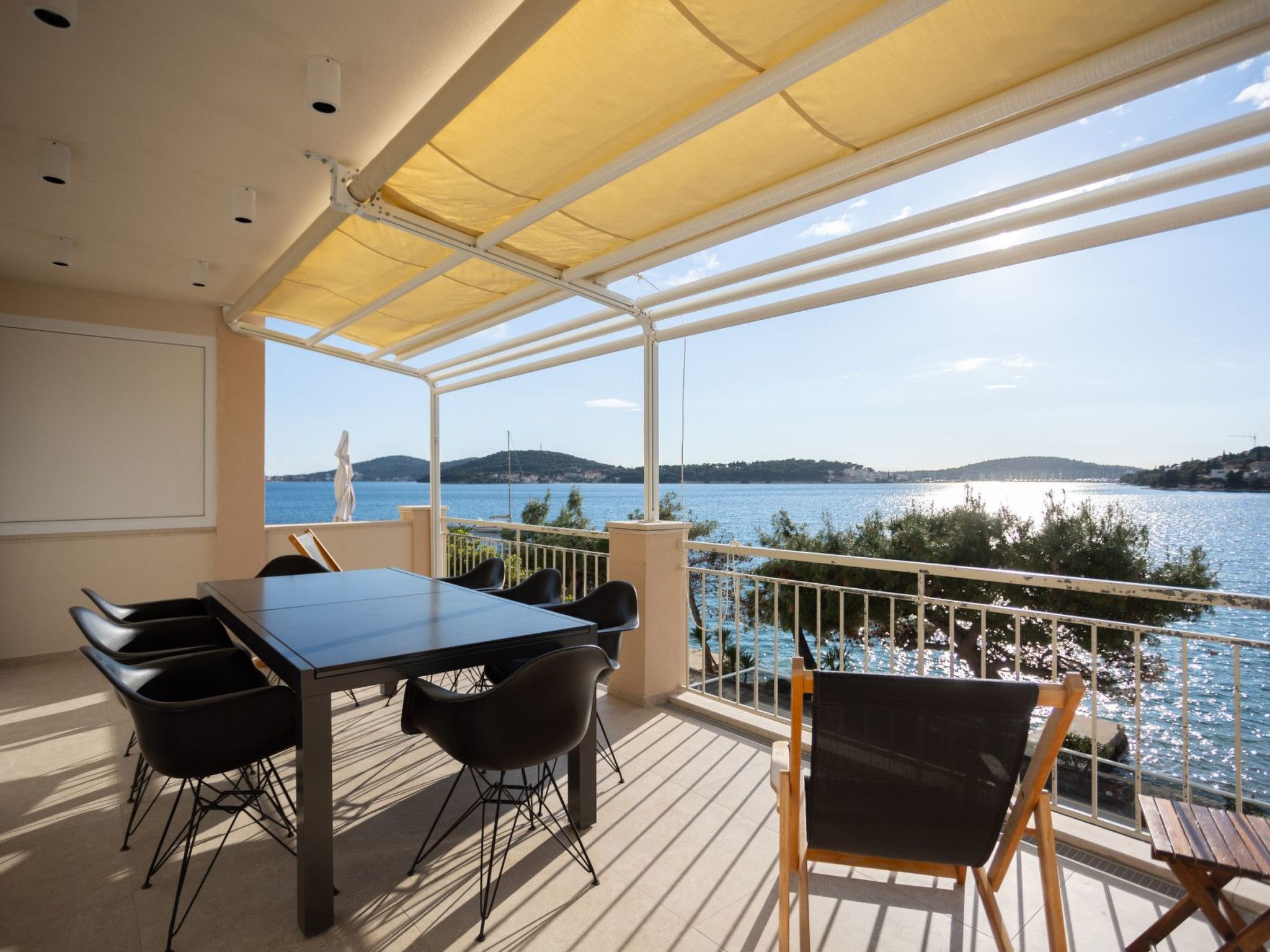 Villa "Villa Branka" direkt am Strand-Inside