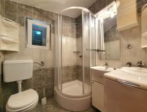 Apartment Mali Ive