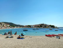 Apartment Mali Ive