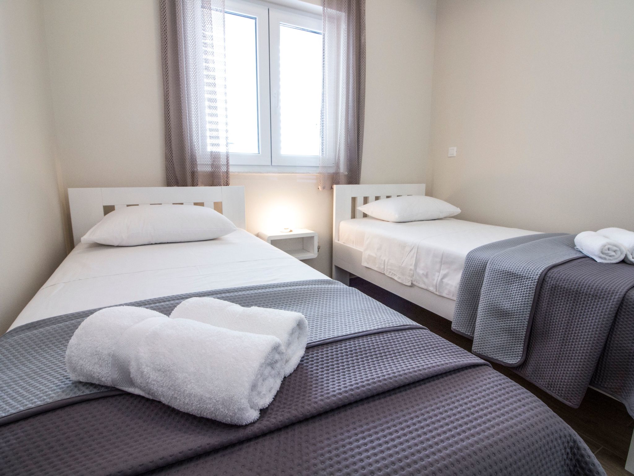 Aurea 3 Modernes Apartment direkt am Meer-Image-tags.info