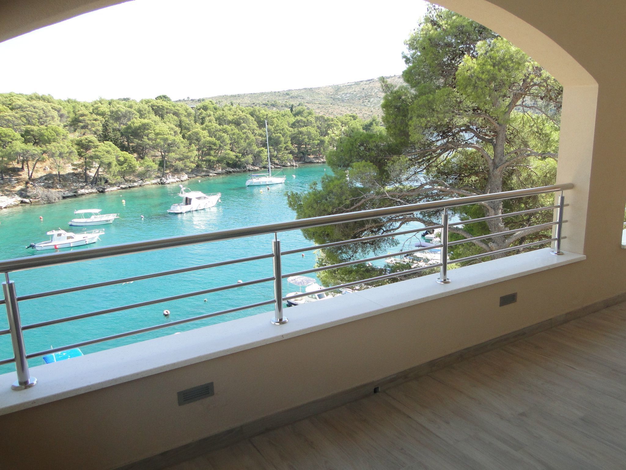 Aurea 3 Modernes Apartment direkt am Meer-Image-tags.info