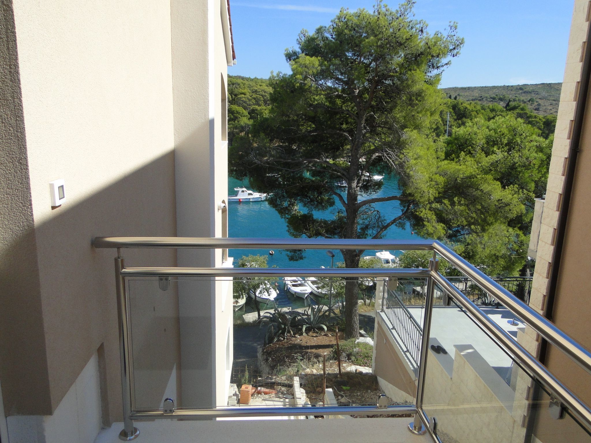 Aurea 3 Modernes Apartment direkt am Meer-Image-tags.info