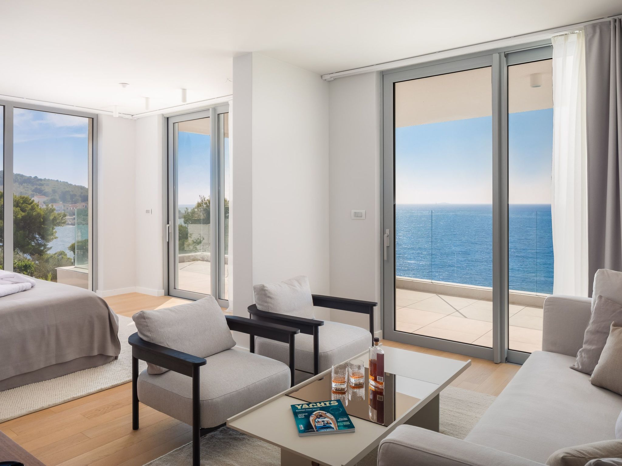 Villa mit Infinity-Pool-Binnen