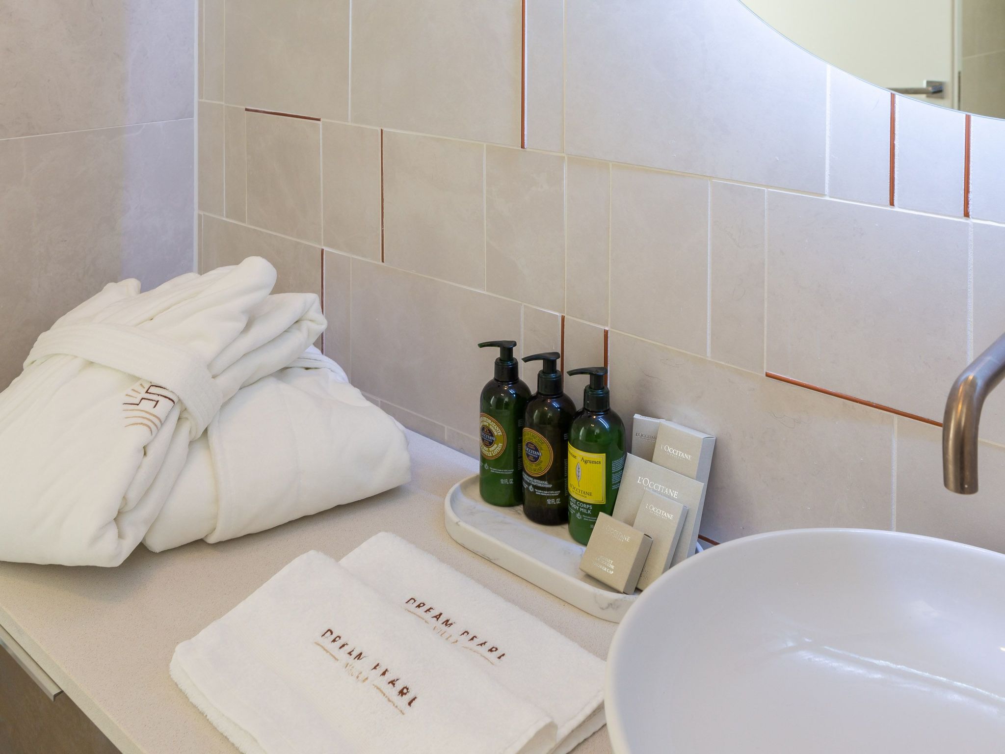 Villa mit Infinity-Pool-Binnen