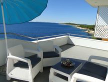 Villa Perla 1: Luxe appartement aan zee met privézwembad in Primošten - thumbnail 2