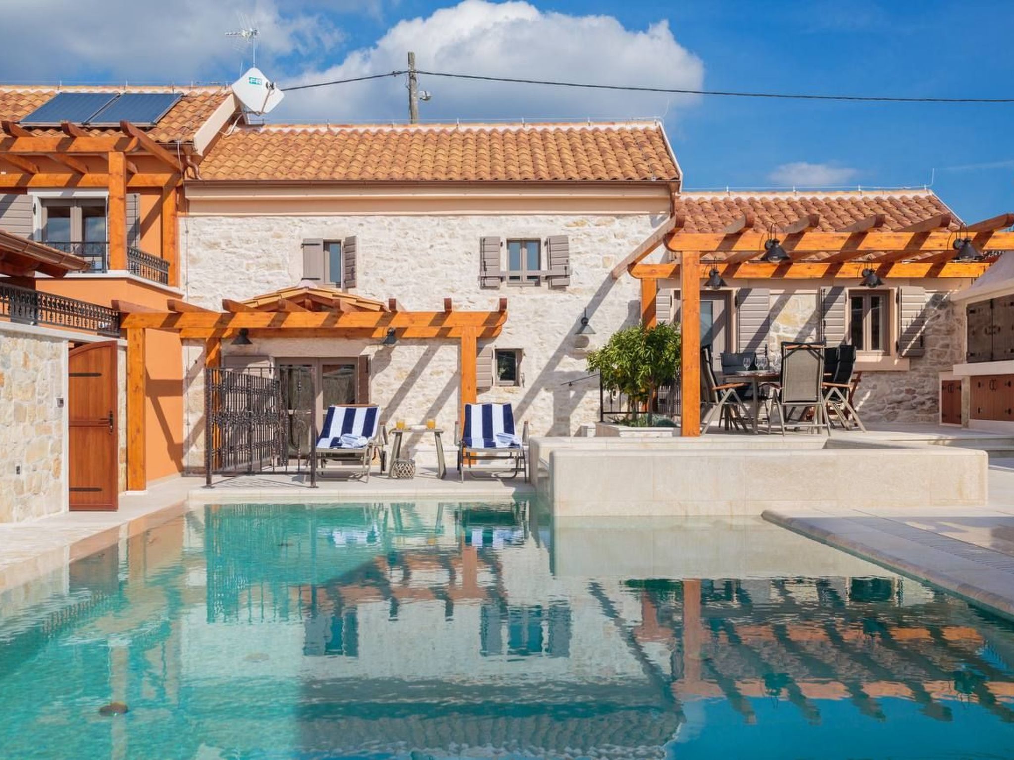 Vakantiehuis met privé zwembad in Primosten (Kroatië) voor 4 personen