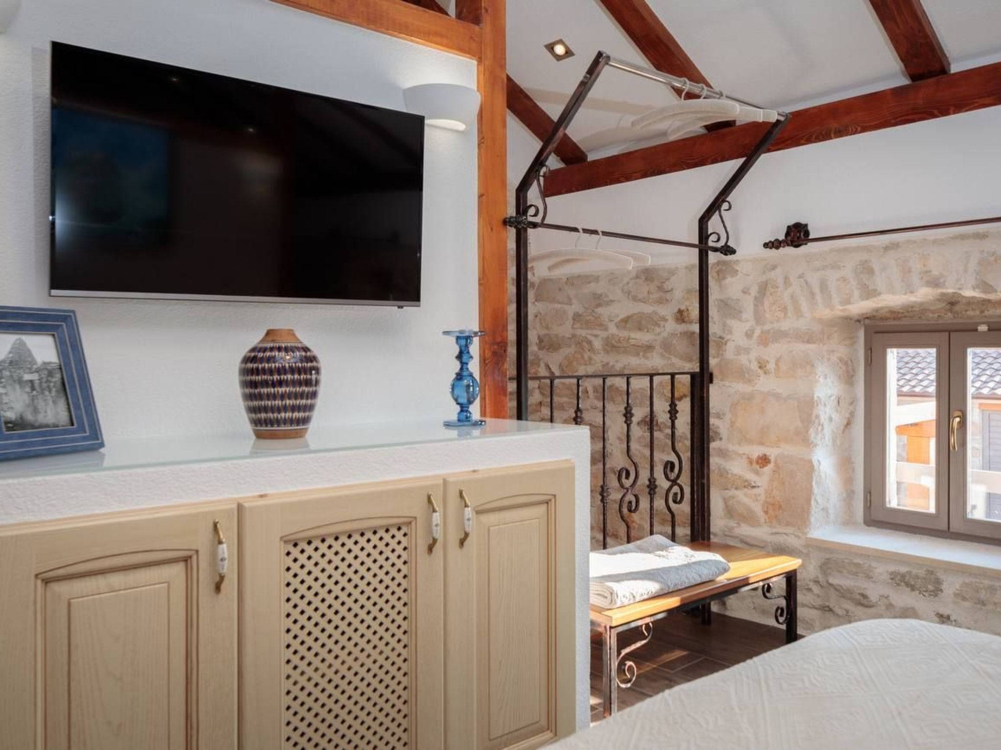 Villa Josipovi Dvori-Binnen