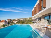 Villa Mattina für 10 Personen in Priosten