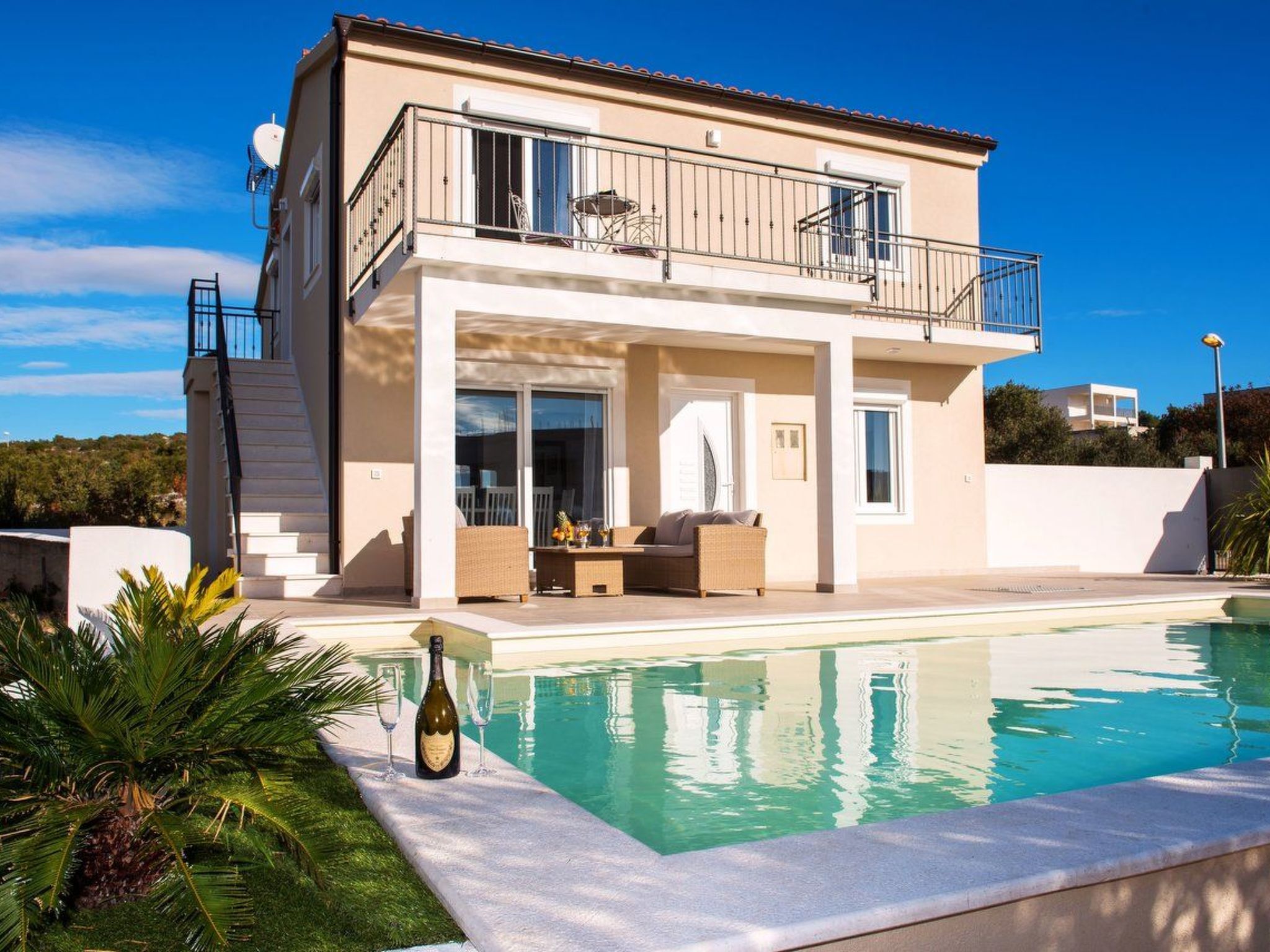 In Primošten mit privatem Pool-Binnen