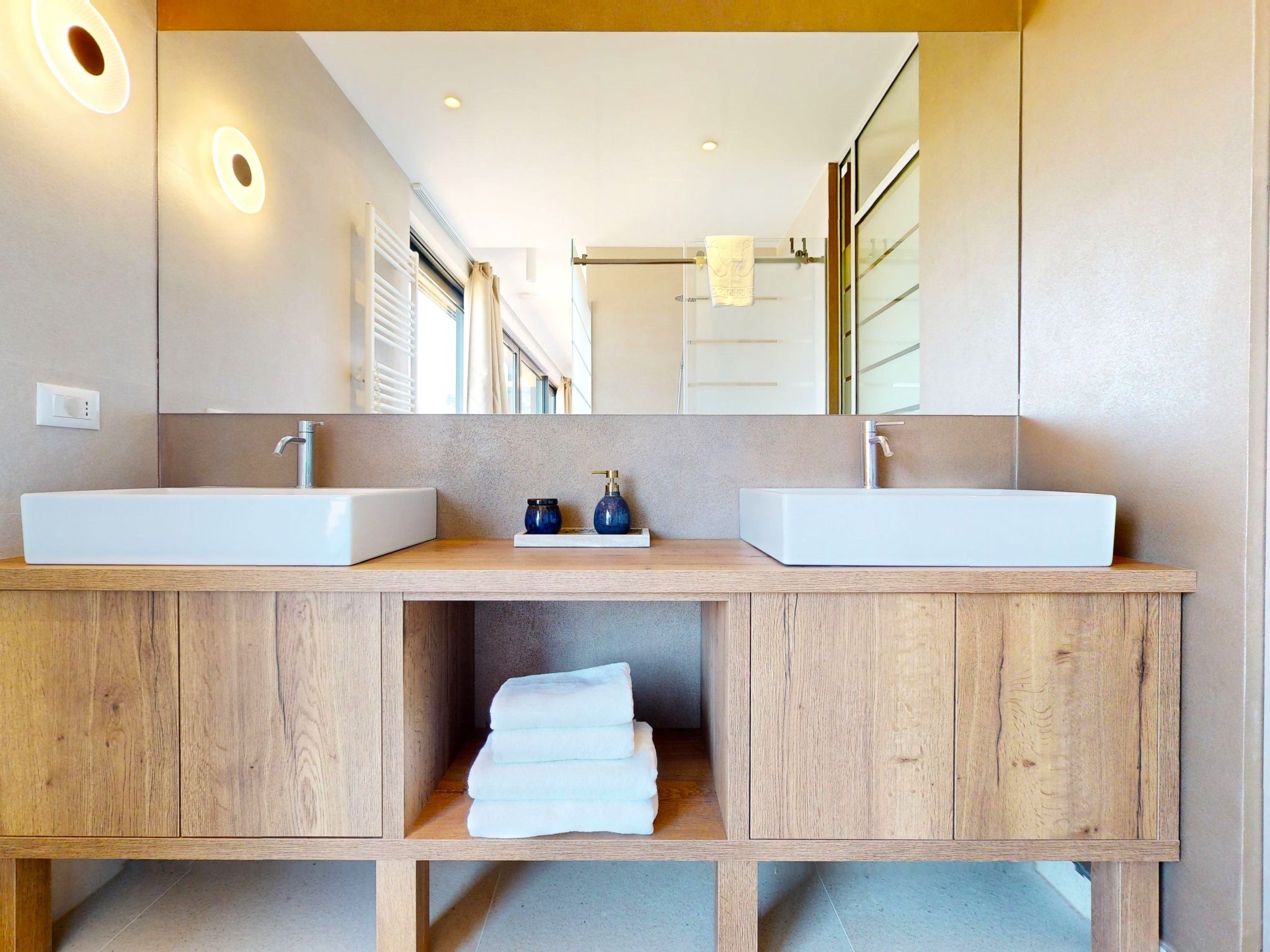 Villa Artemisia-Image-tags.info