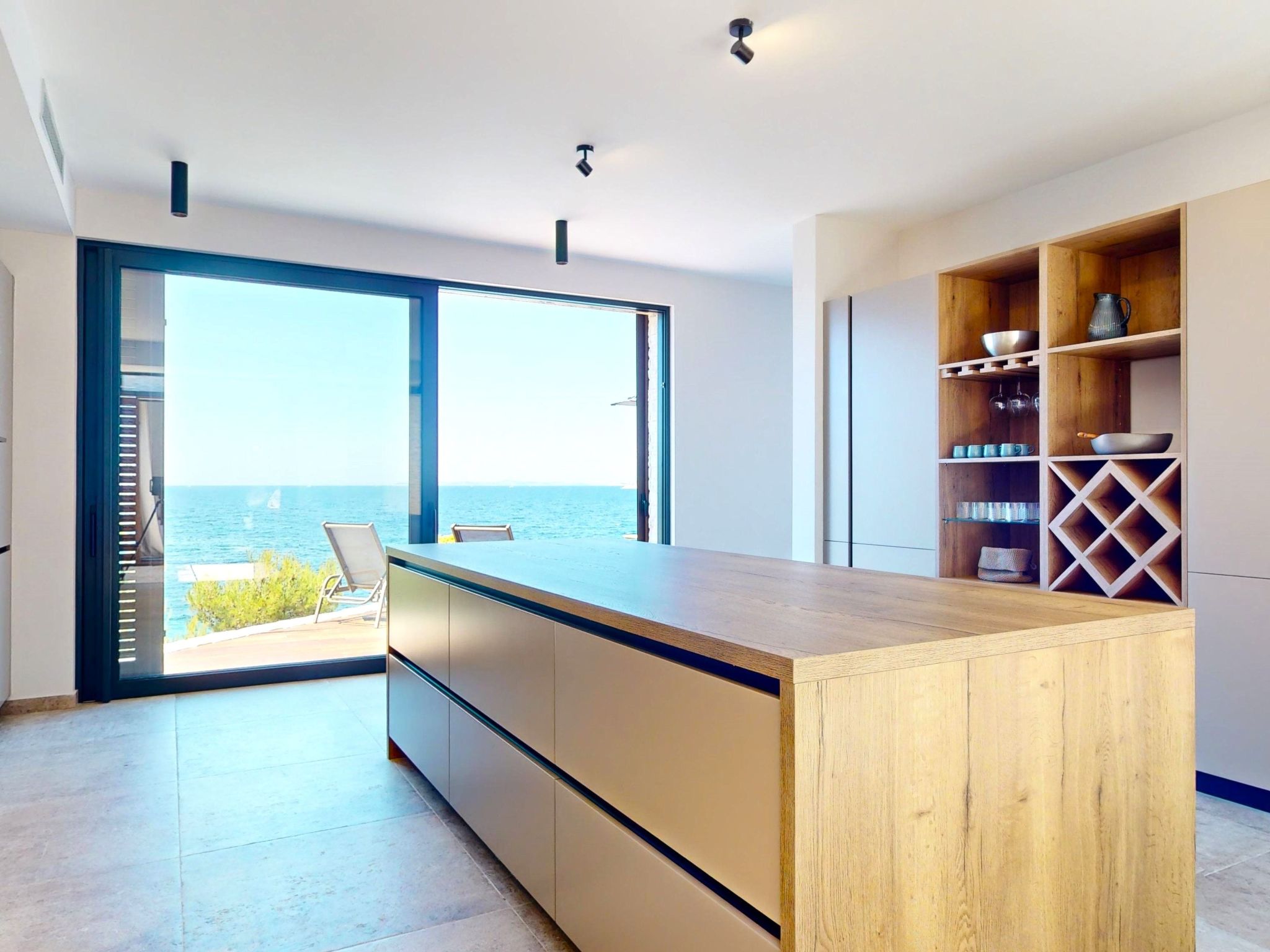 Villa Oleander-Image-tags.info