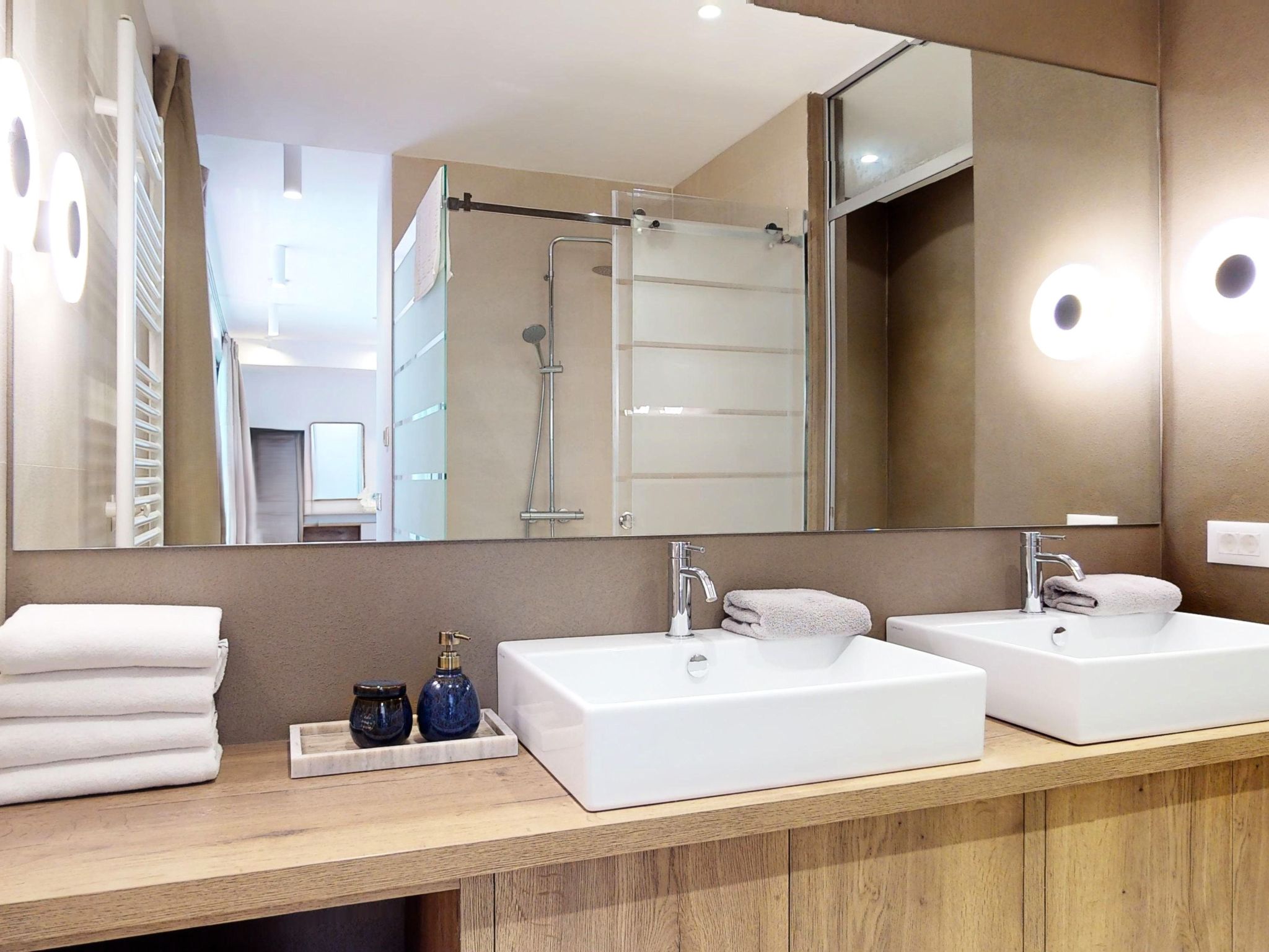 Villa Oleander-Image-tags.info