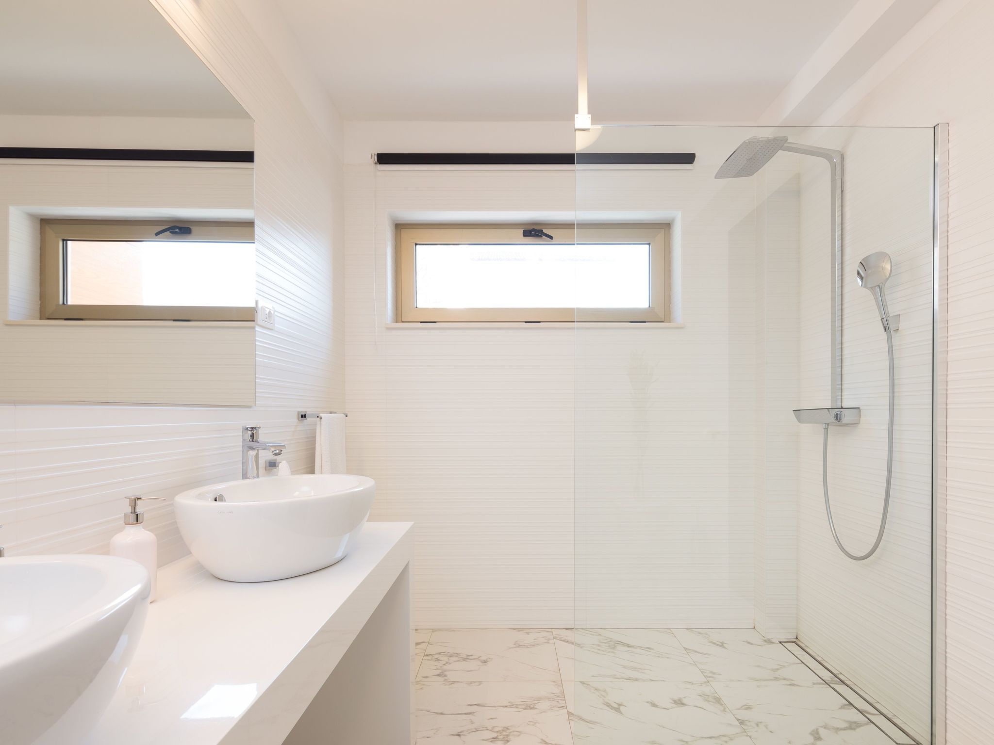 Villa Stylish-Image-tags.info