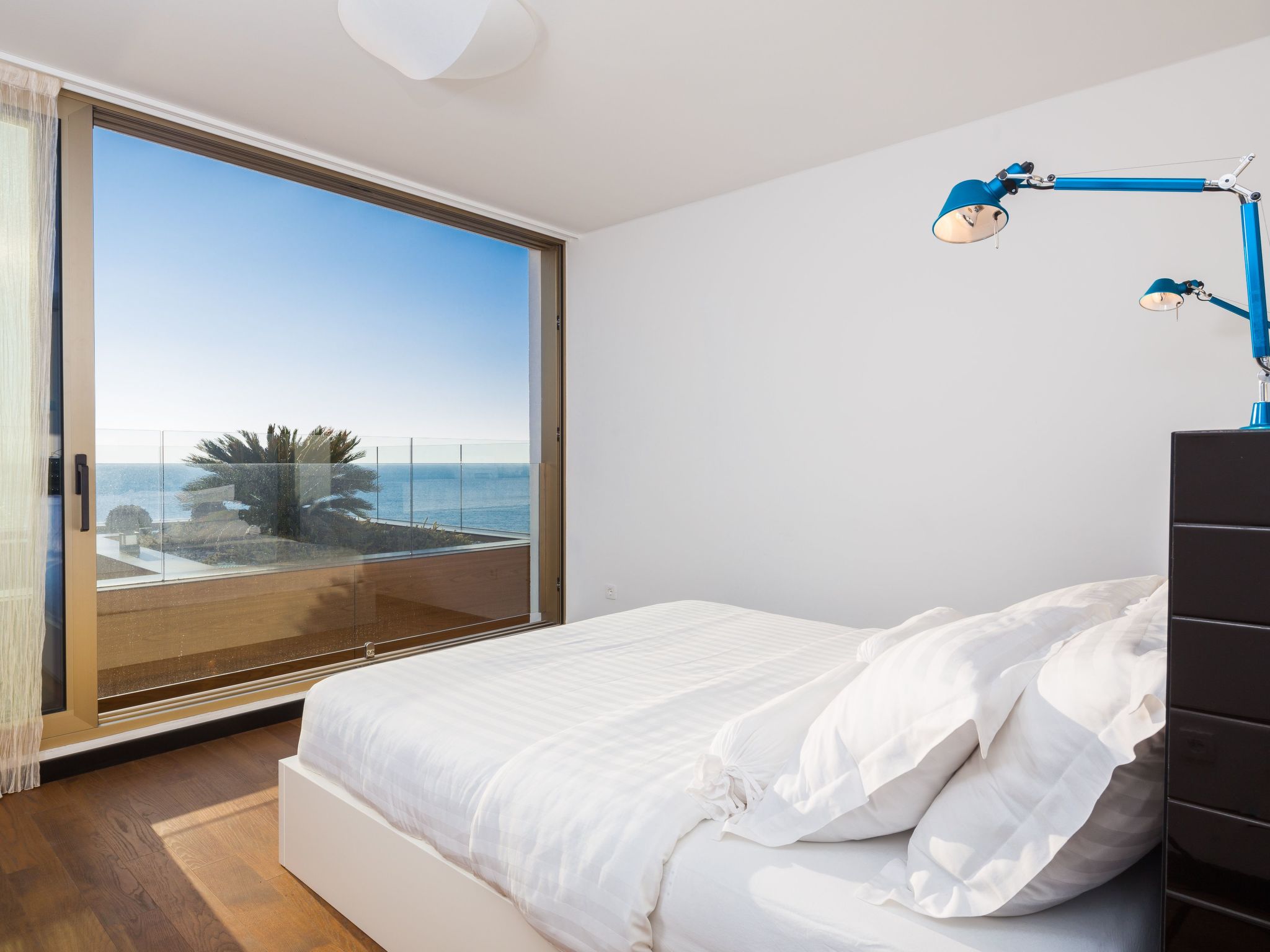 Villa Stylish-Image-tags.info