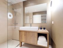 Villa Calendula: Luxe vrijstaande villa aan zee in Primošten met privé verwarmd zwembad - thumbnail 4