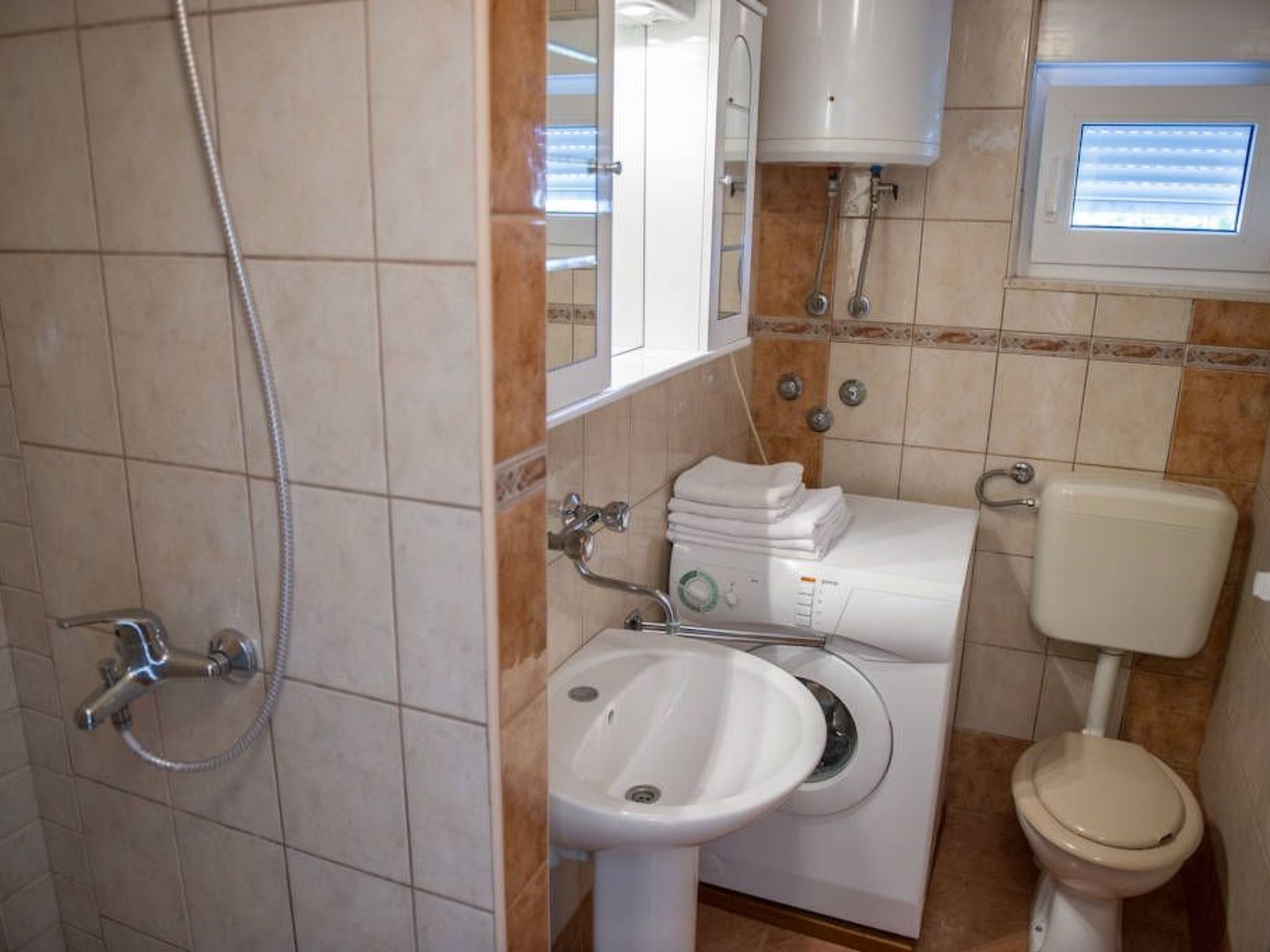 Zdravko 3 für 5 Personen-Image-tags.info