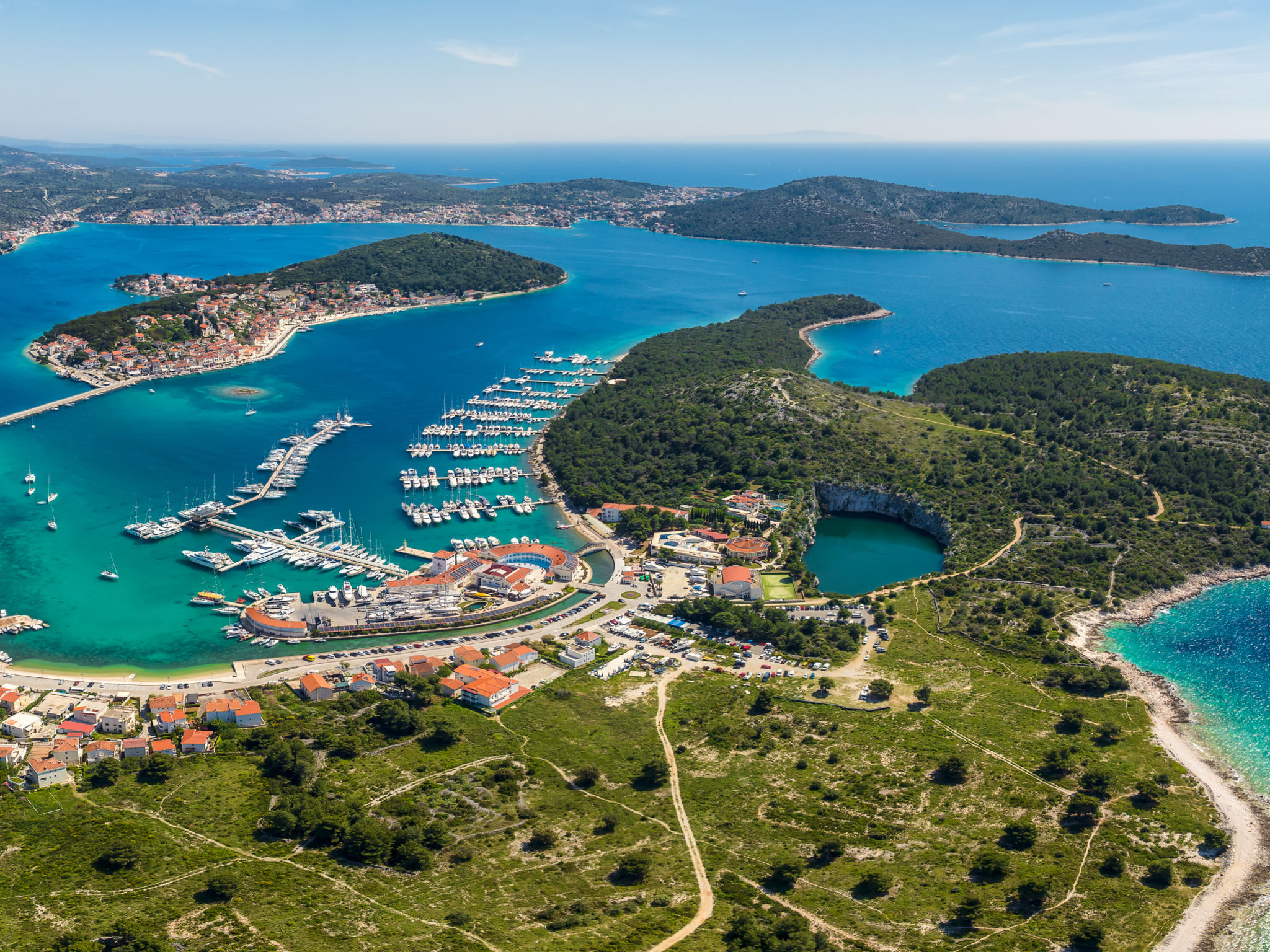 Mit Blick auf das Wasser-Area