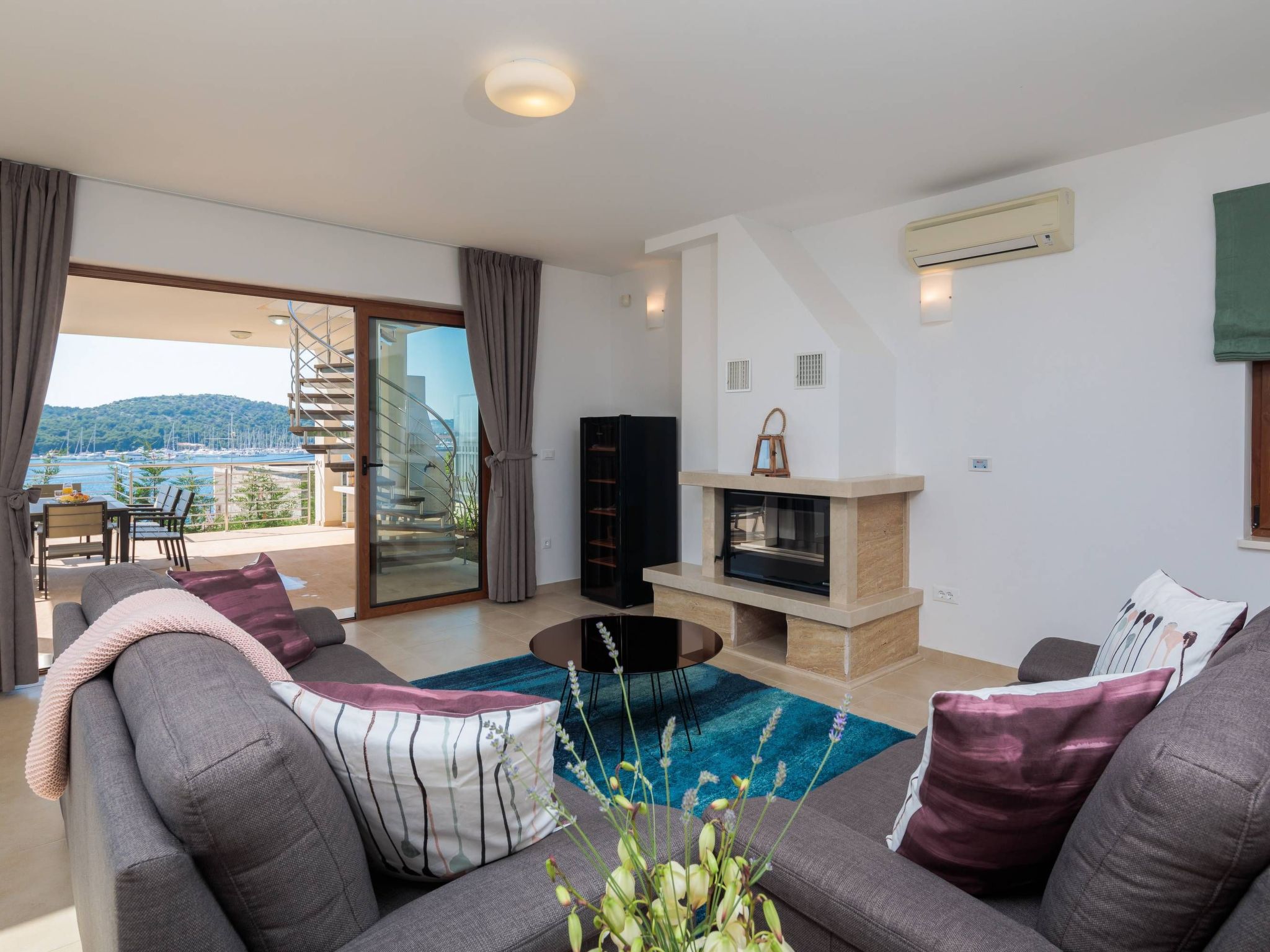 Luxusvilla Jasmin mit Privatpool-Drinnen