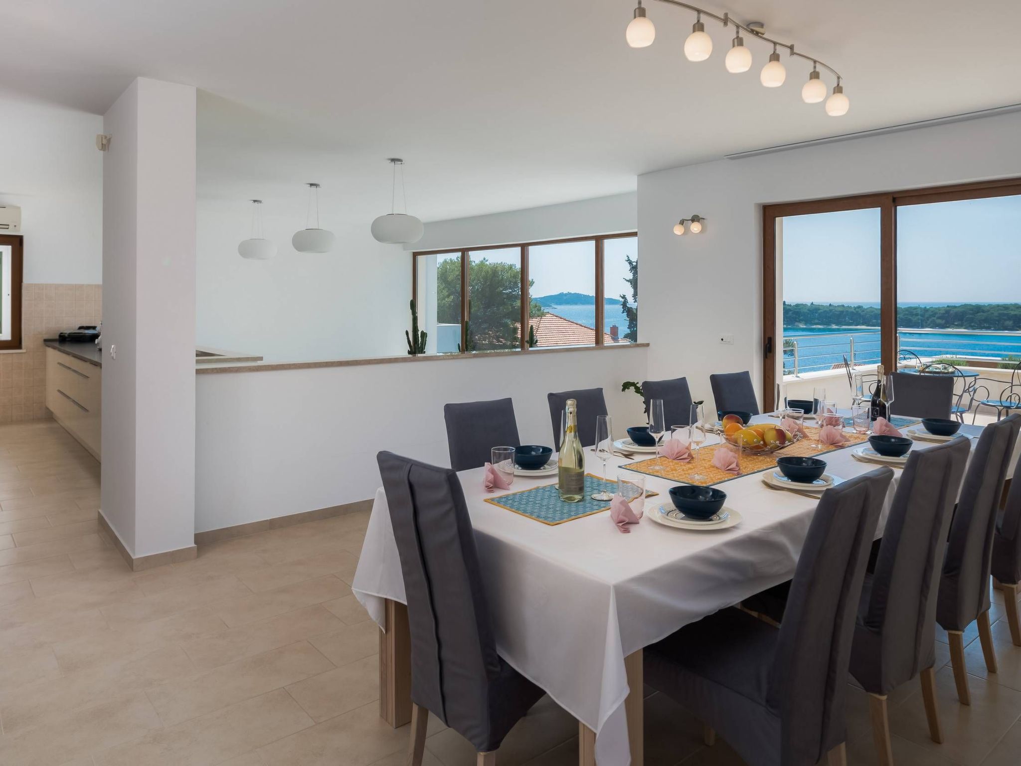 Luxusvilla Jasmin mit Privatpool-Drinnen