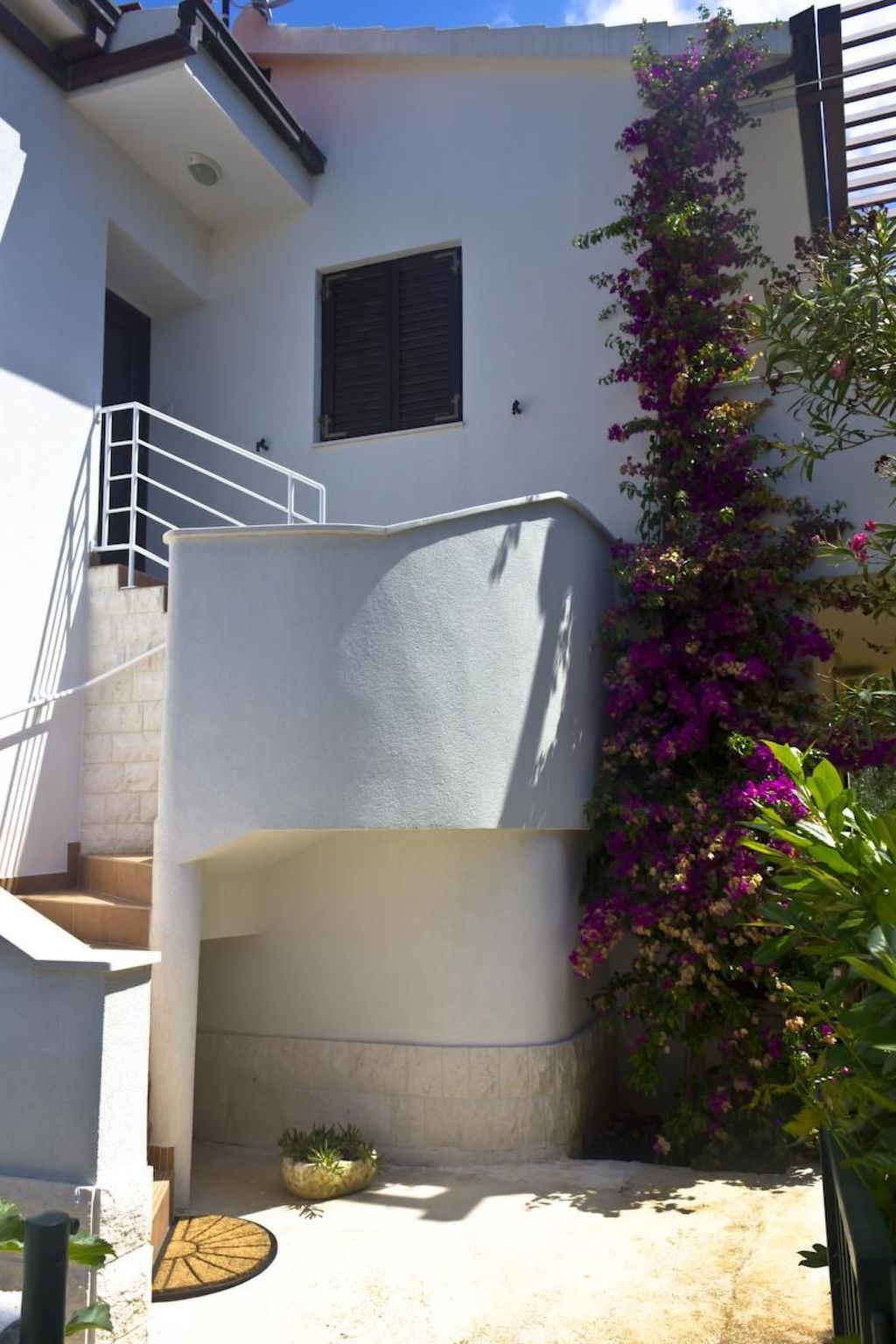 Wohnung "Ivka 1" mit Blick auf das Wasser