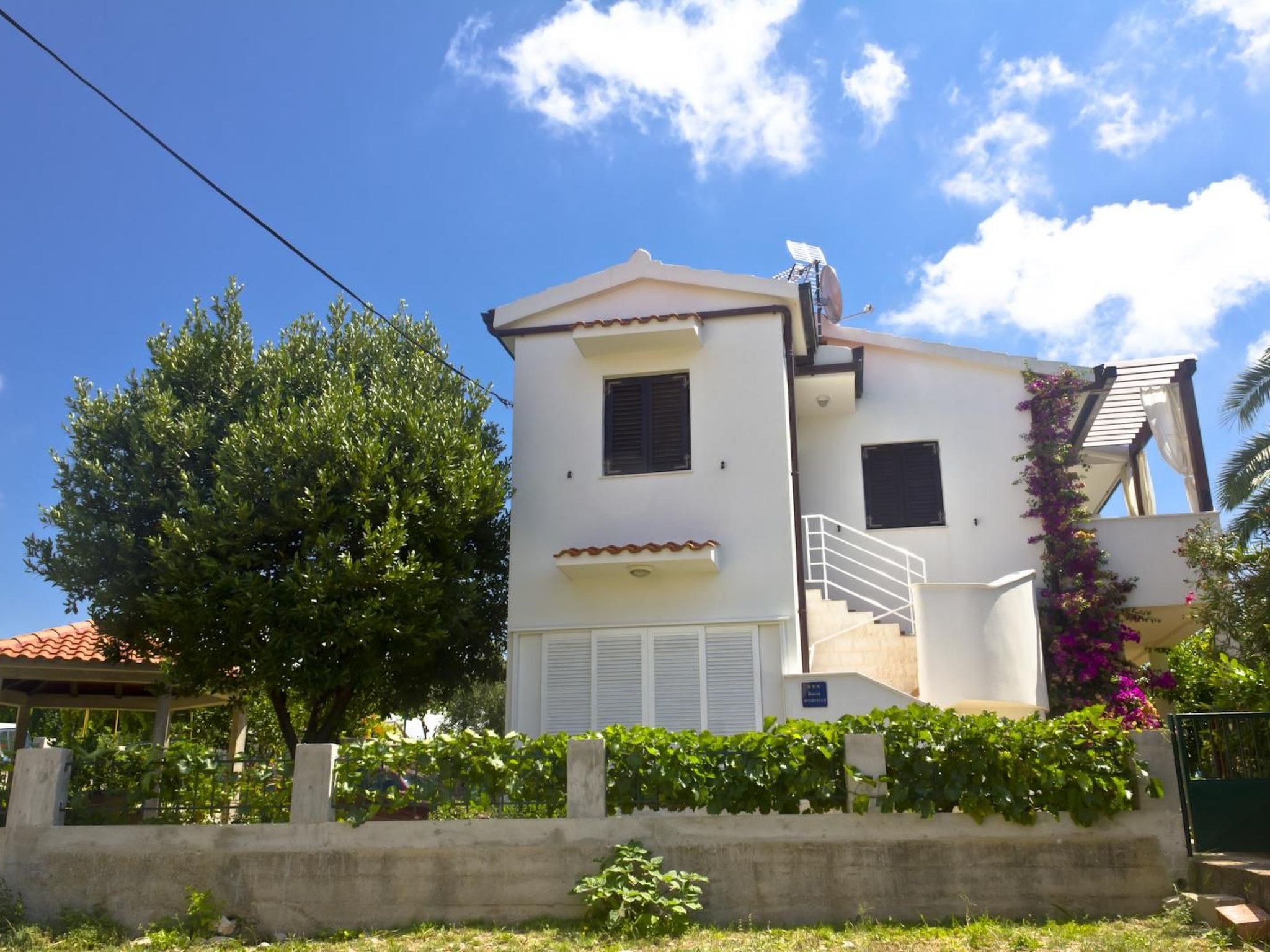 Wohnung "Ivka 1" mit Blick auf das Wasser