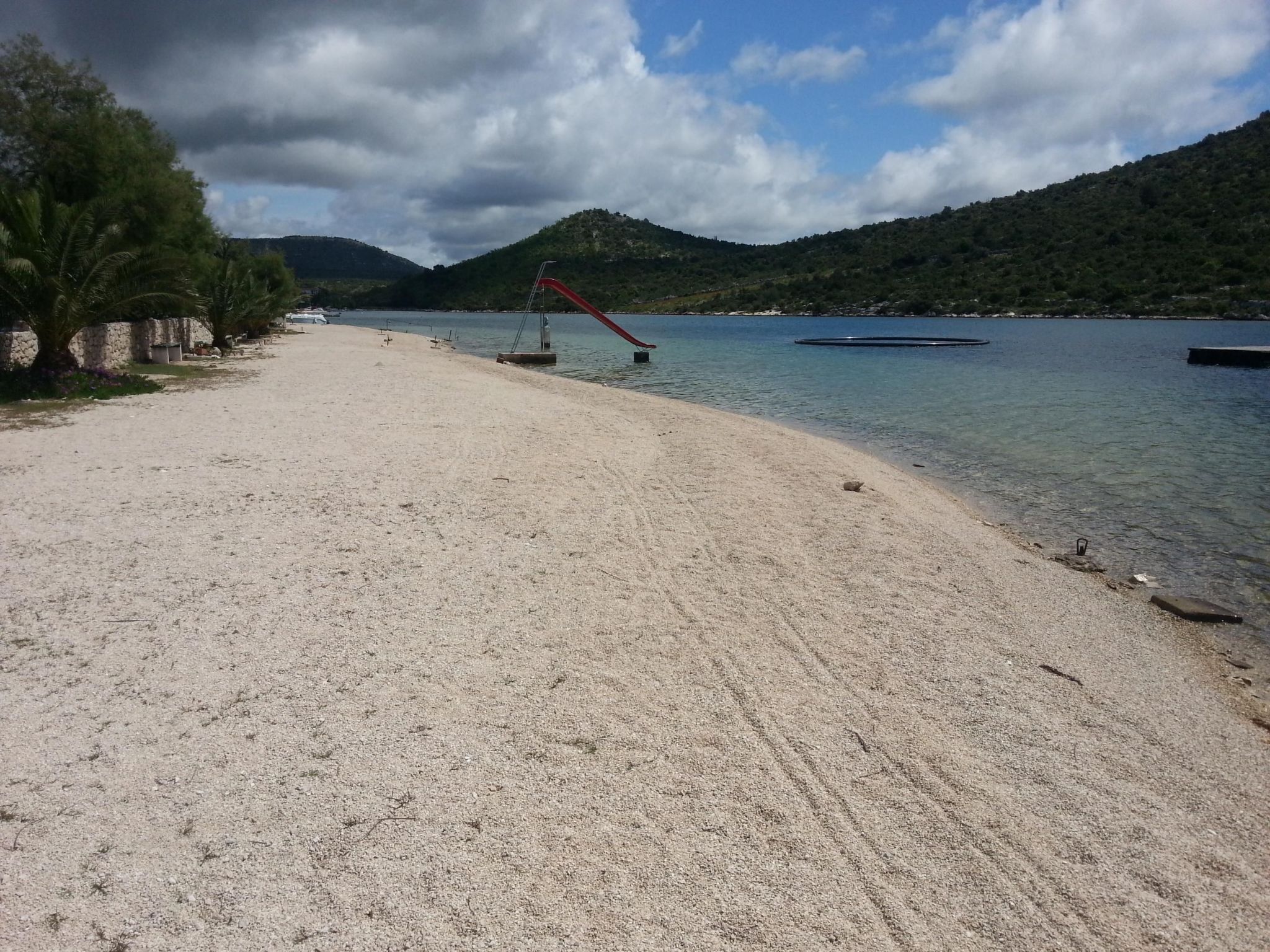 Großes, strandnahes Ferienhaus in Podglavica-Image-tags.info