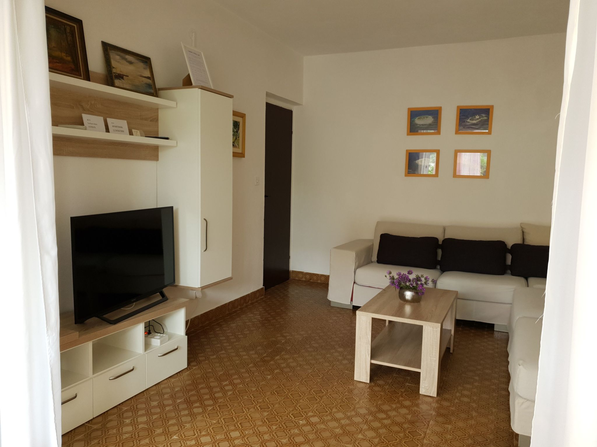 Großes, strandnahes Ferienhaus in Podglavica-Image-tags.info