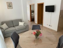 Appartement Duic: Modern appartement op 50 meter van zee in Rogoznica - thumbnail 4