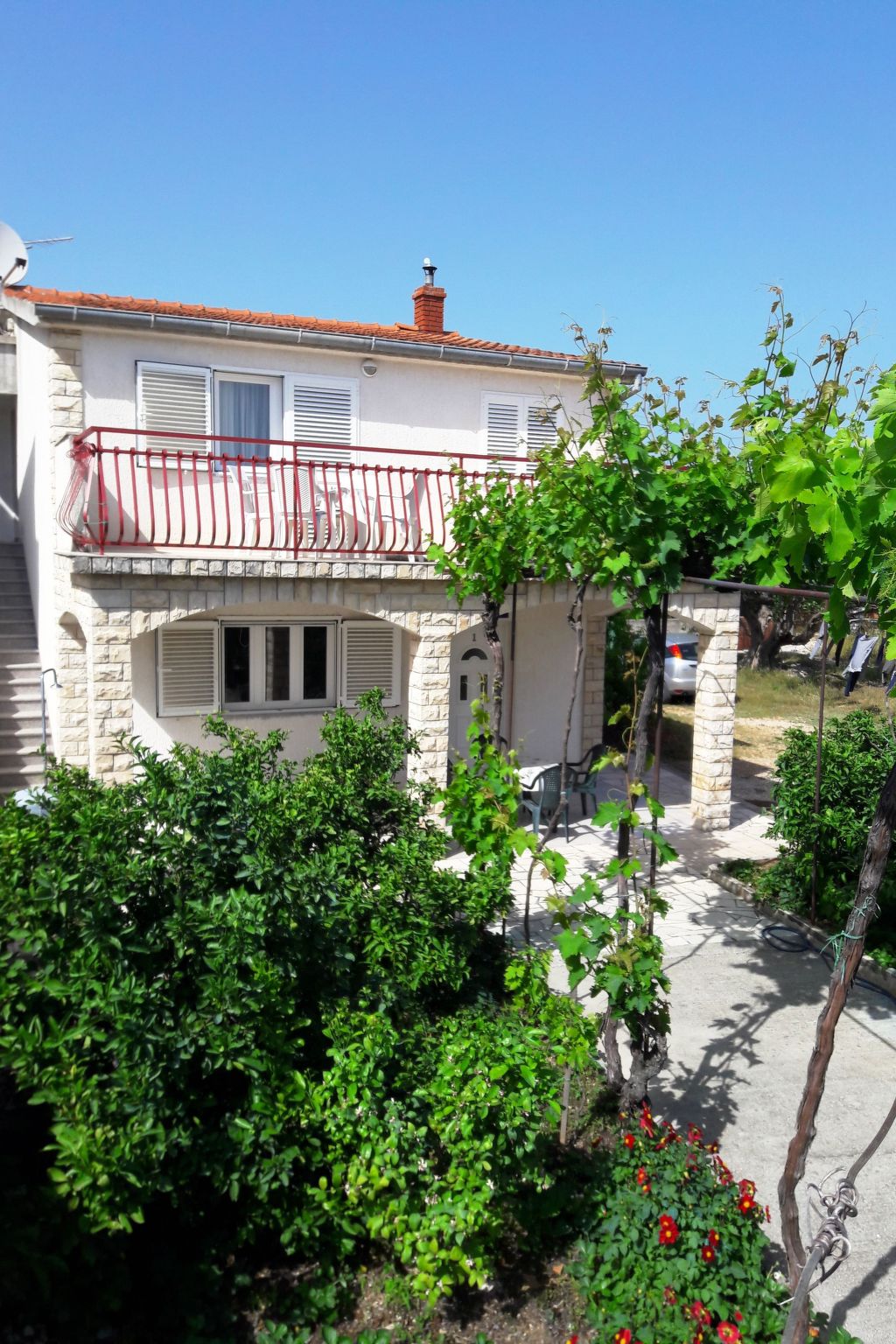 Vakantiehuis met 3 slaapkamer(s) in Rogoznica (Kroatië) voor 2 personen