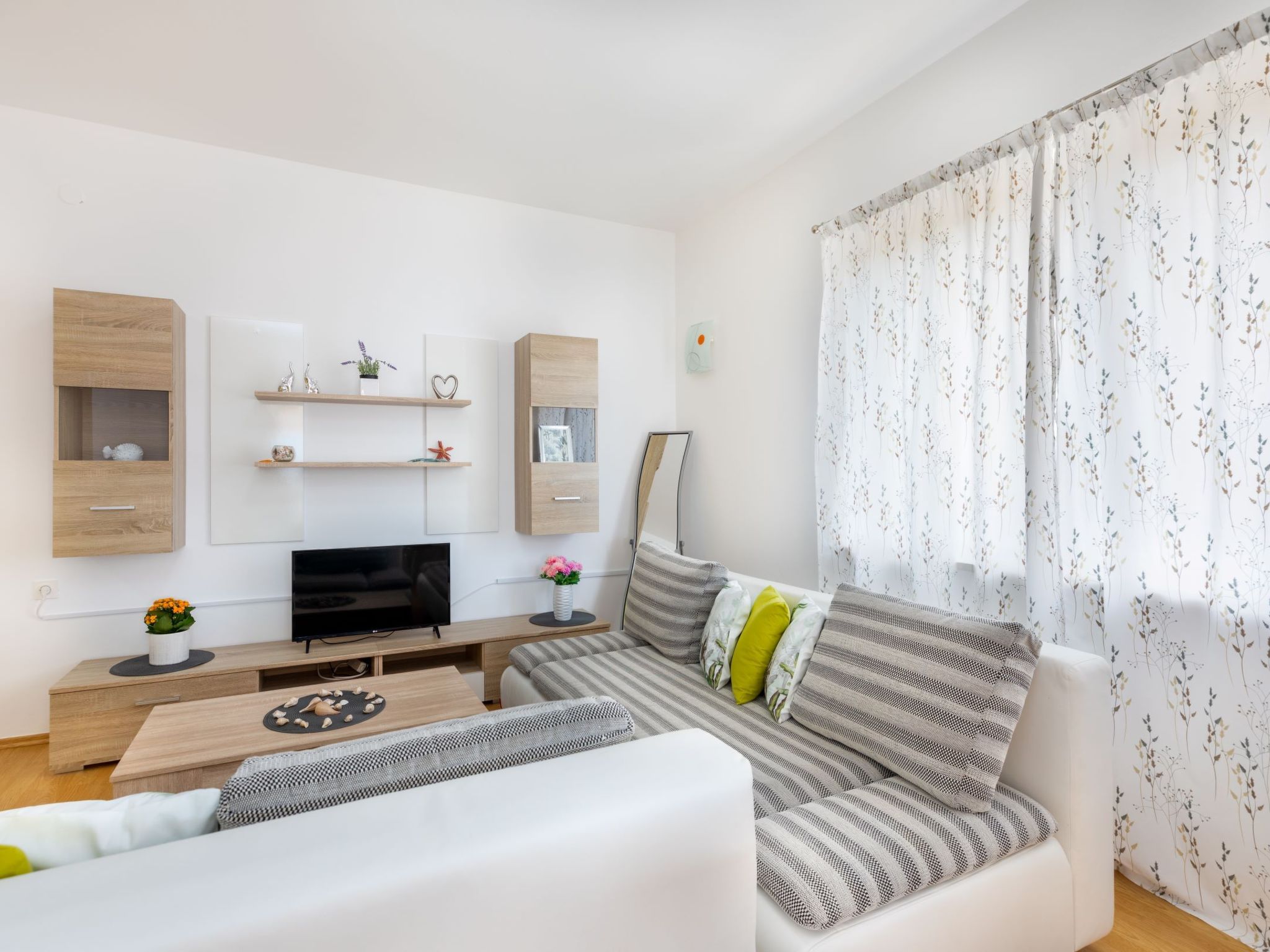 Appartement "Maya" mit Blick auf das Wasser