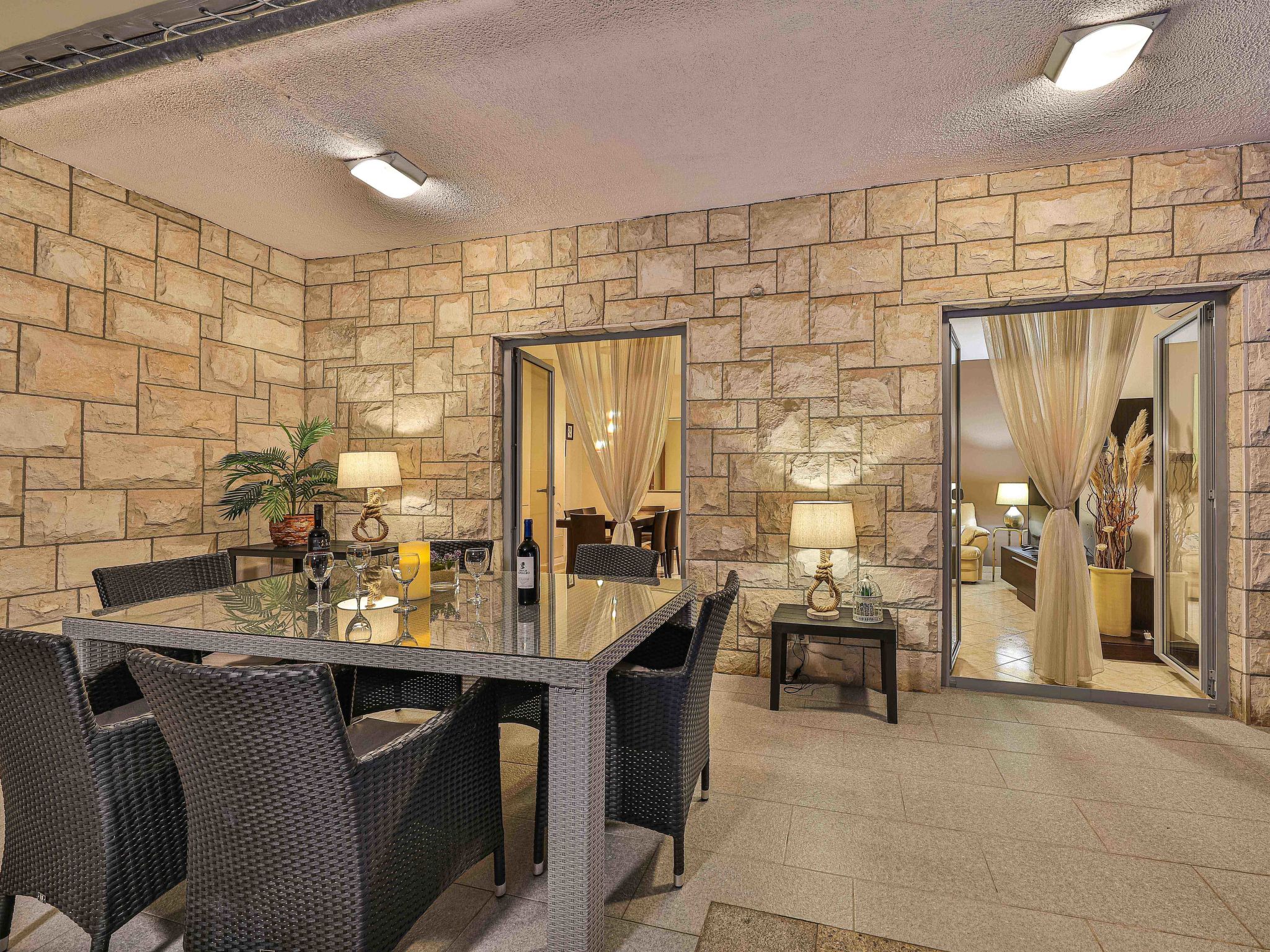 Villa Antonija: Stijlvolle villa direct aan zee met verwarmd zwembad in Ražanj - foto 24