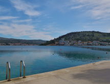 Zonnig appartement Kira vlakbij zee en strand in Rogoznica - thumbnail 2