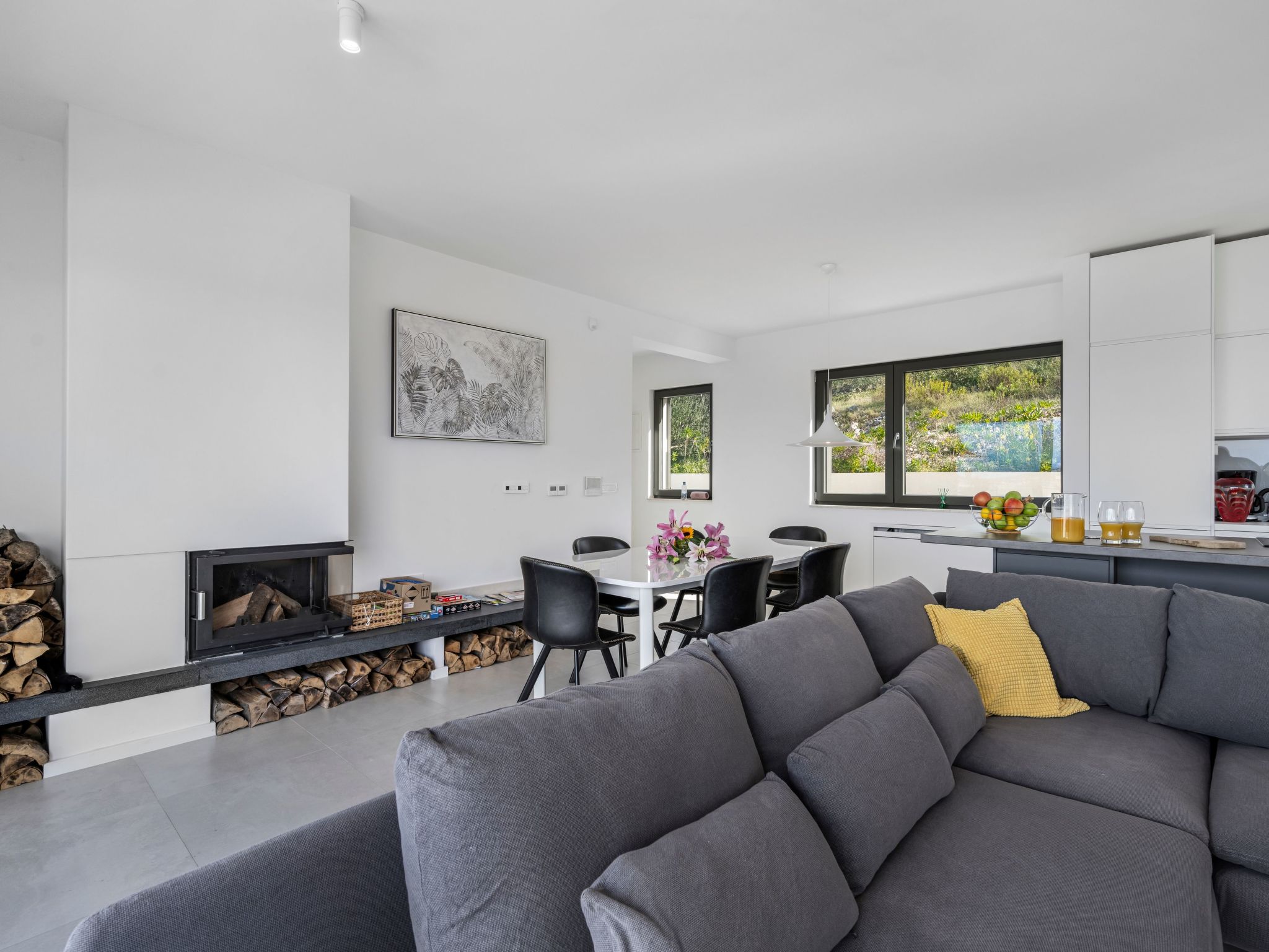 Villa Tyra-Image-tags.info