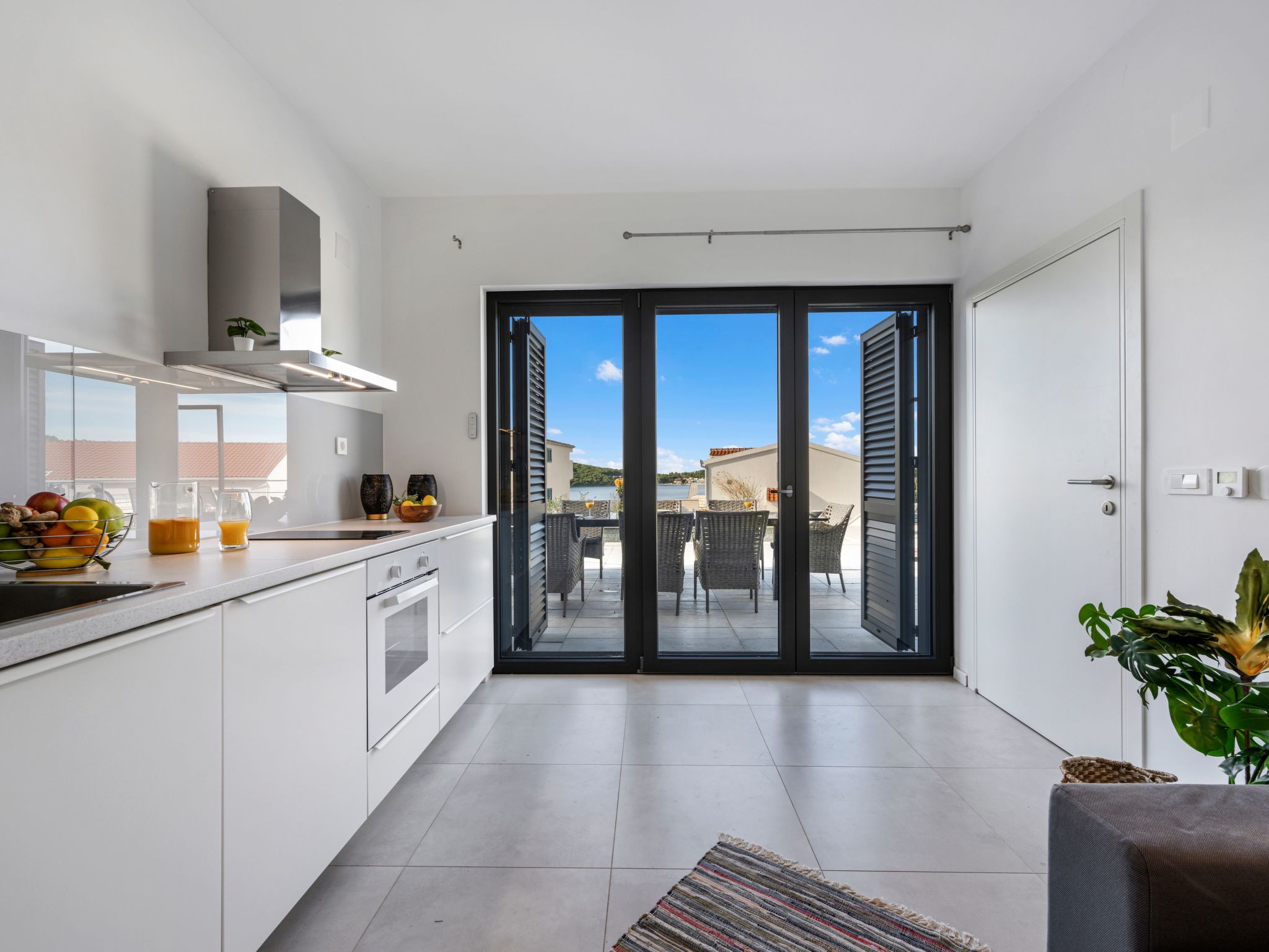 Villa Tyra-Image-tags.info