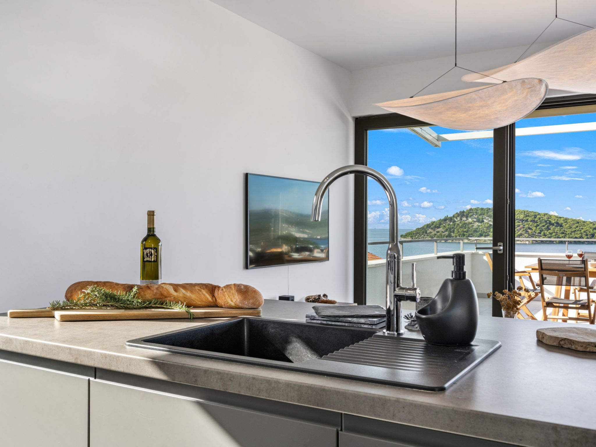 Villa Tyra-Image-tags.info