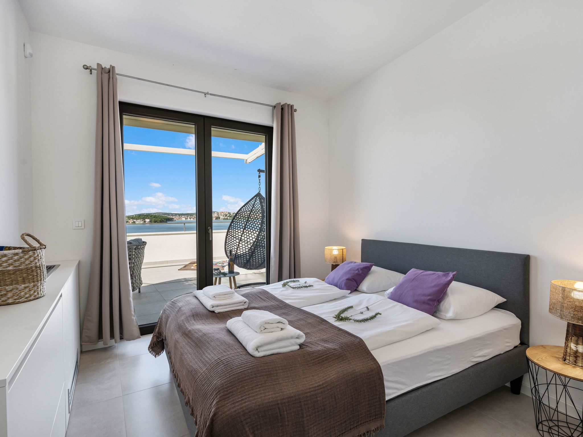 Villa Tyra-Image-tags.info