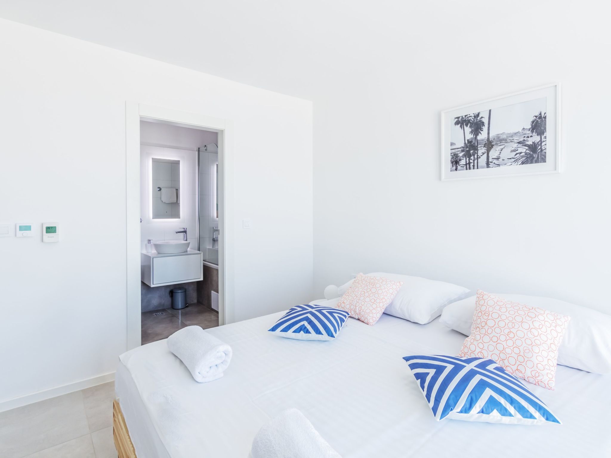 Villa Tyra-Image-tags.info