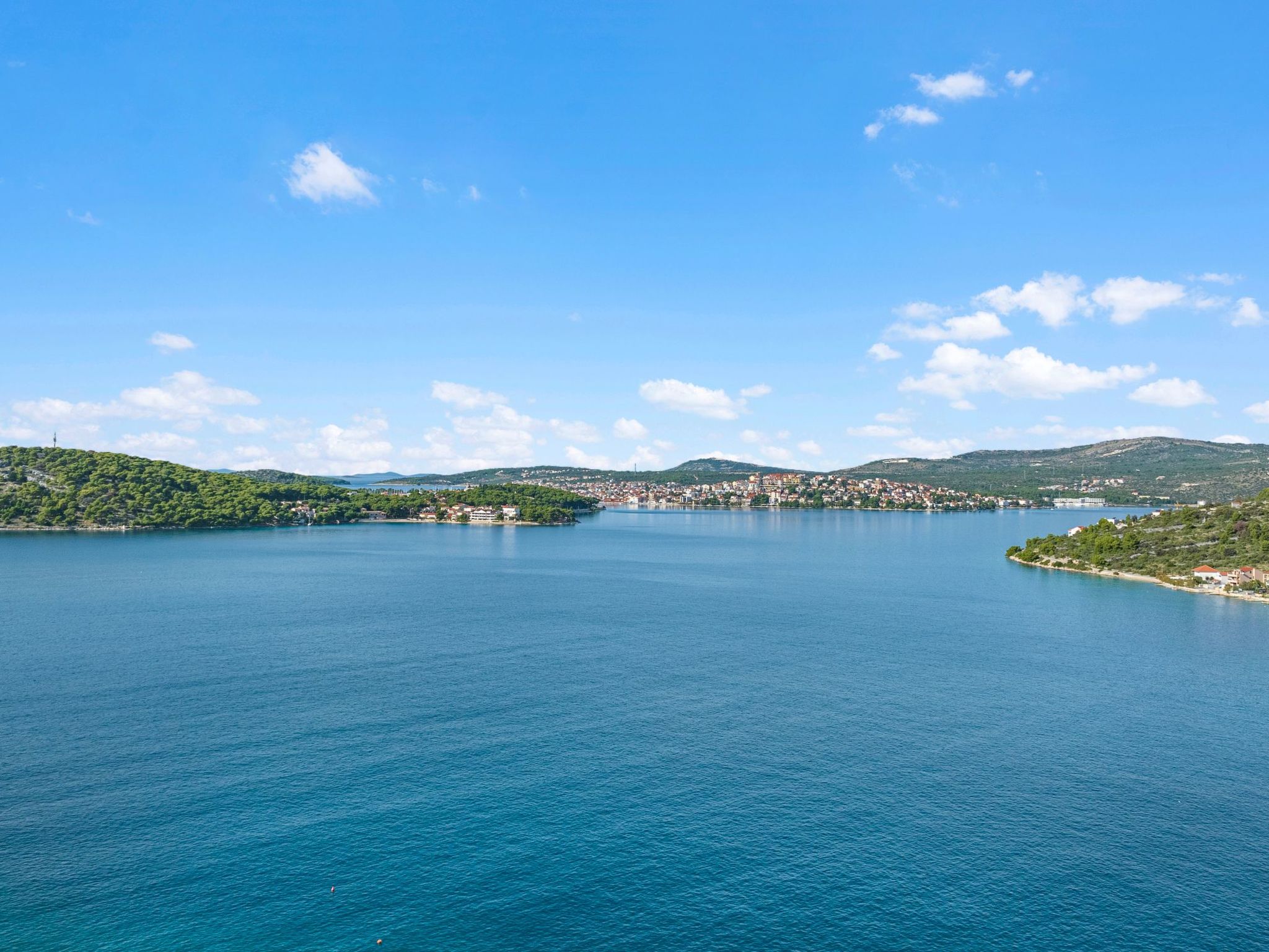 Villa Tyra-Image-tags.info