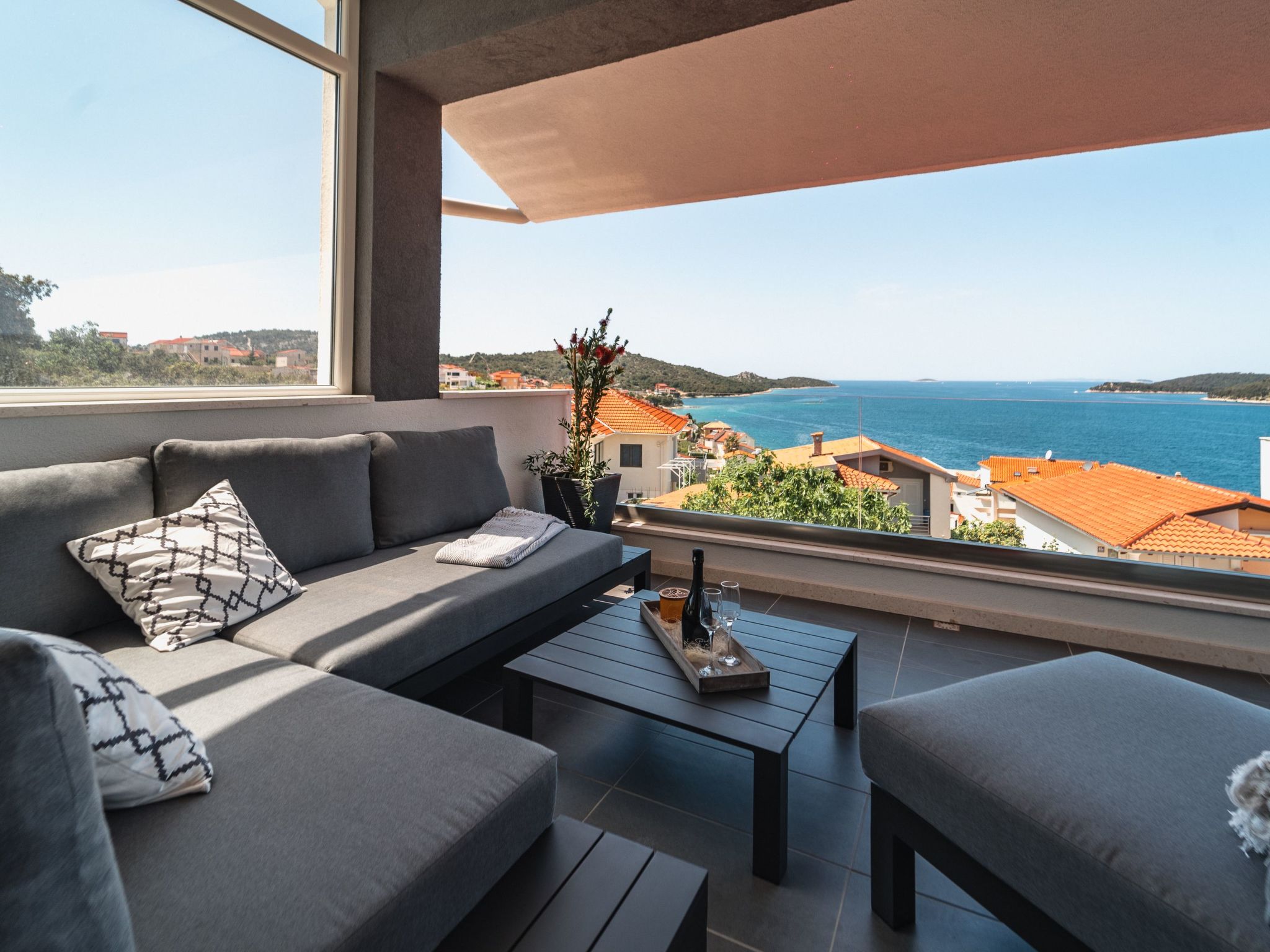 Villa Miracle in Rogoznica-Inside