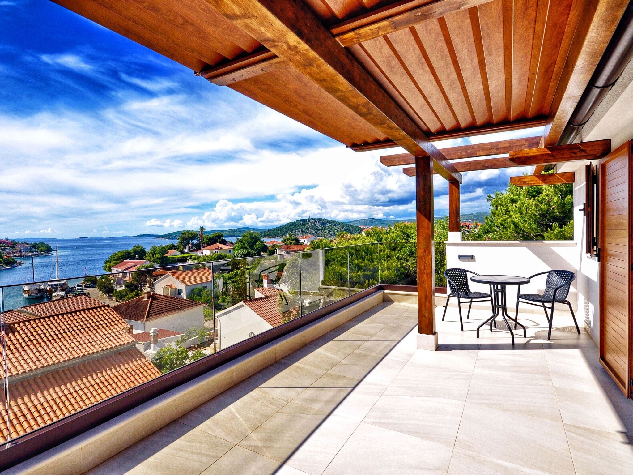 Charmante und luxuriöse Villa La Casa del capitano-Binnen