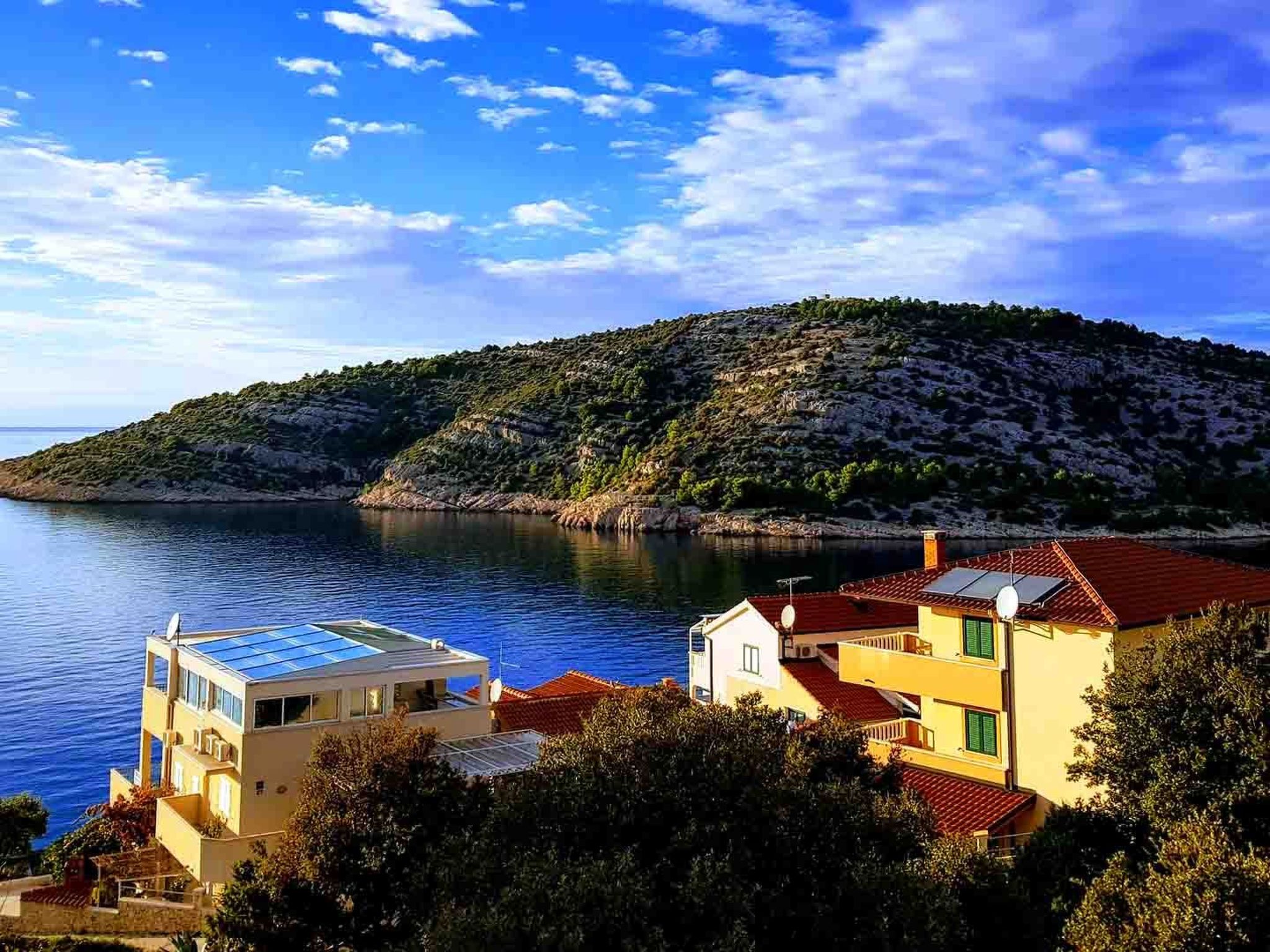 Schöne Villa Stella mit Meerblick und beheiztem Pool