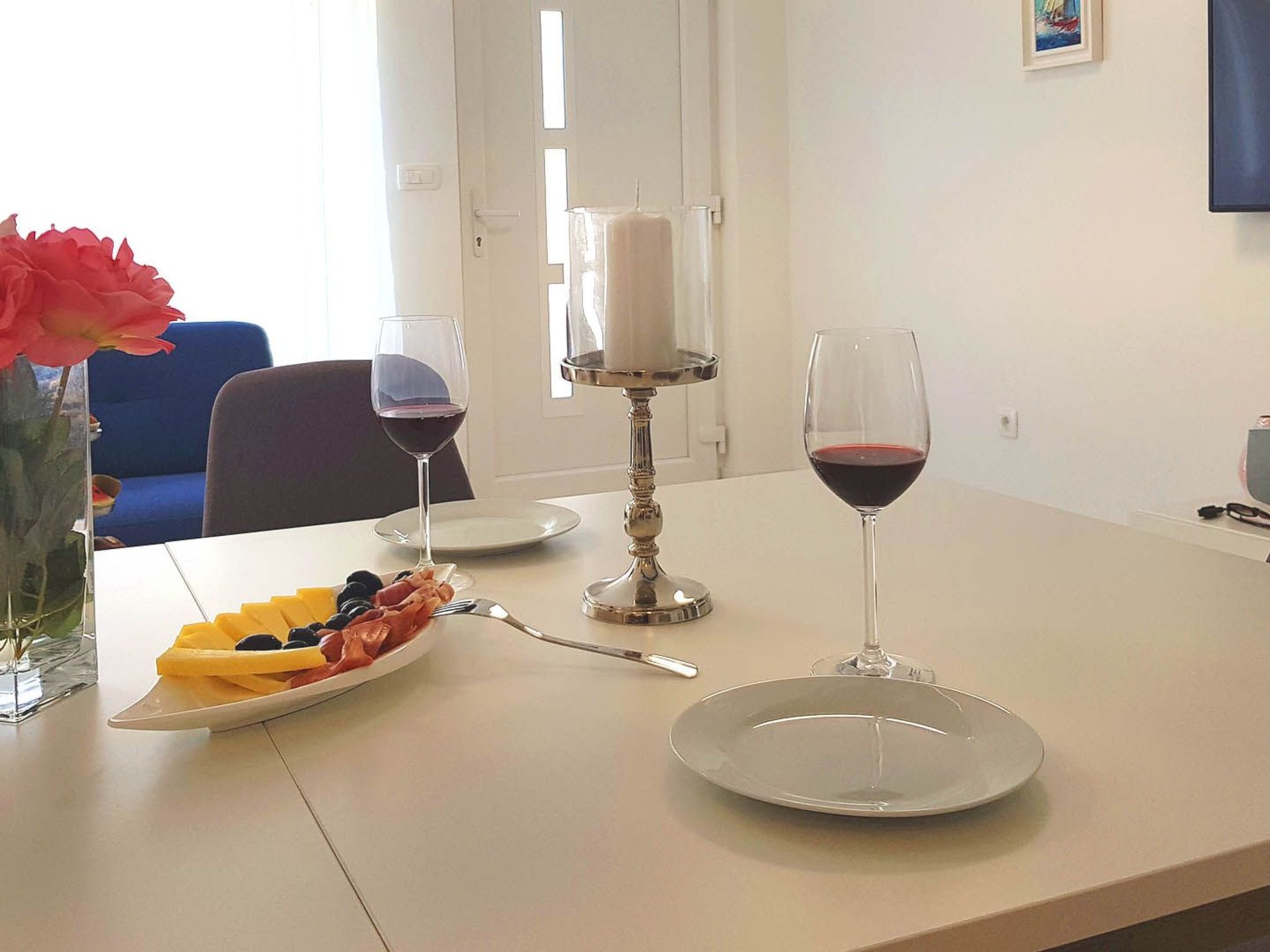 Schöne Villa Stella mit Meerblick und beheiztem Pool-Drinnen