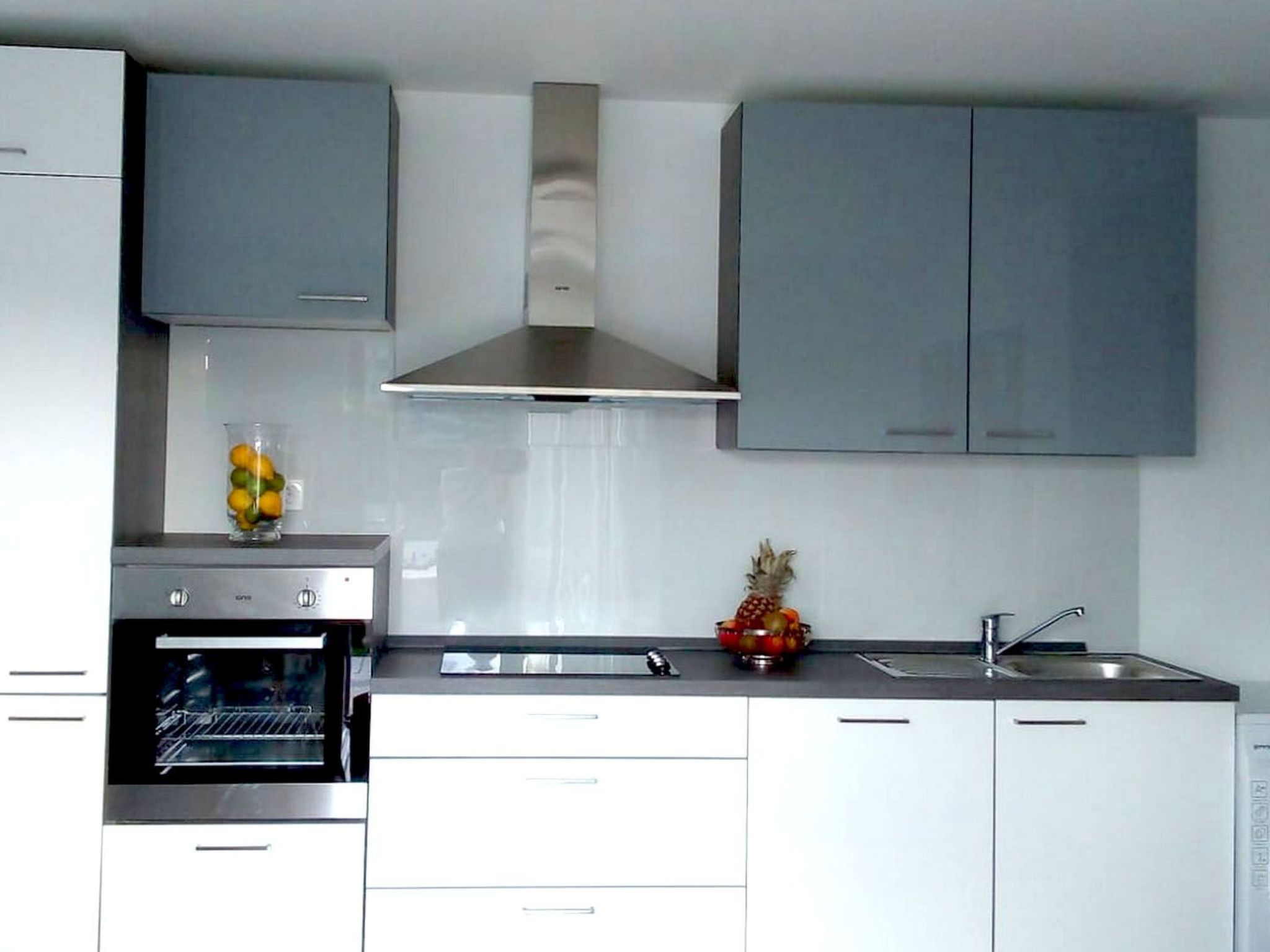 Schöne Villa Stella mit Meerblick und beheiztem Pool-Drinnen