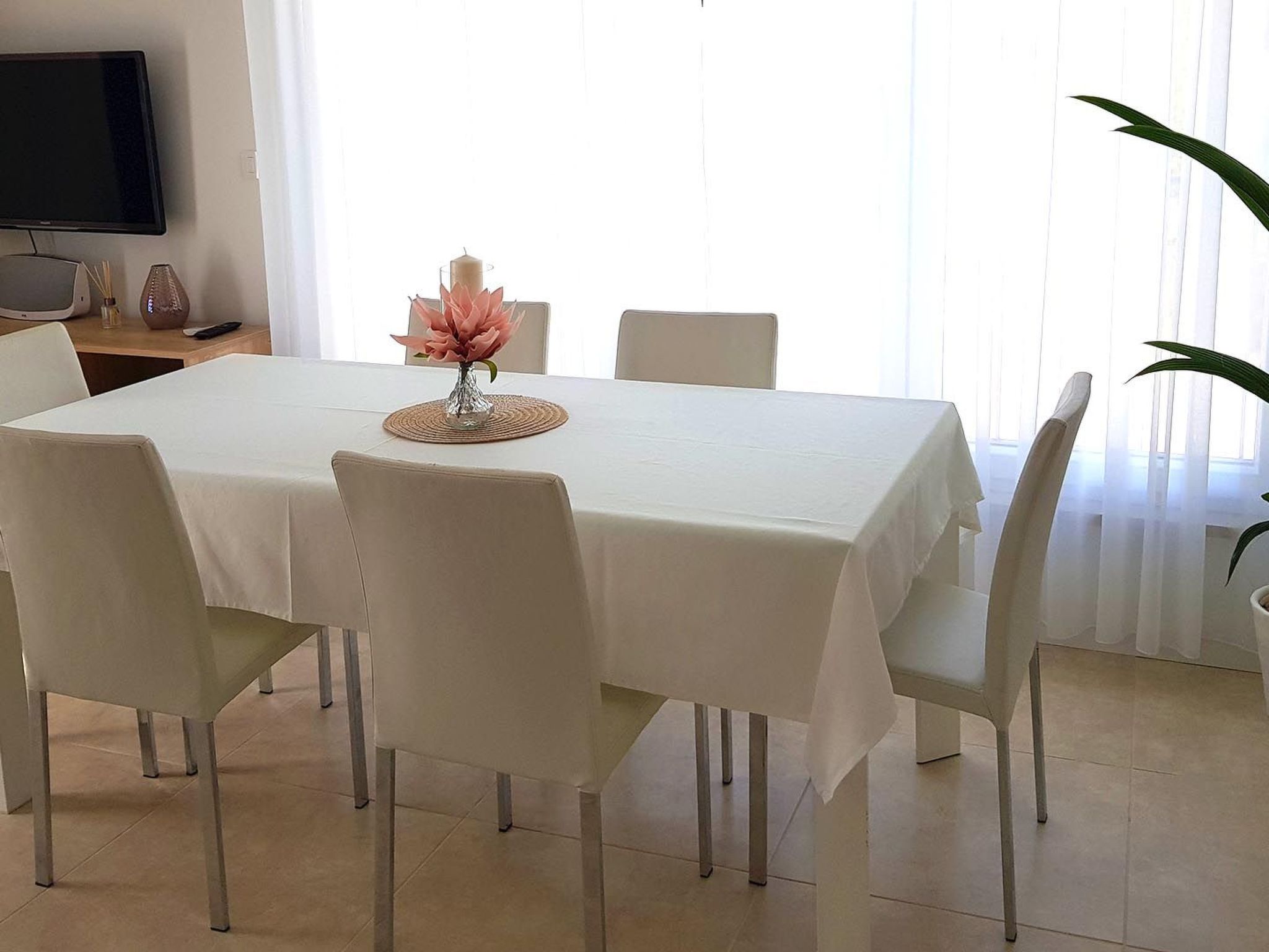 Schöne Villa Stella mit Meerblick und beheiztem Pool-Image-tags.info