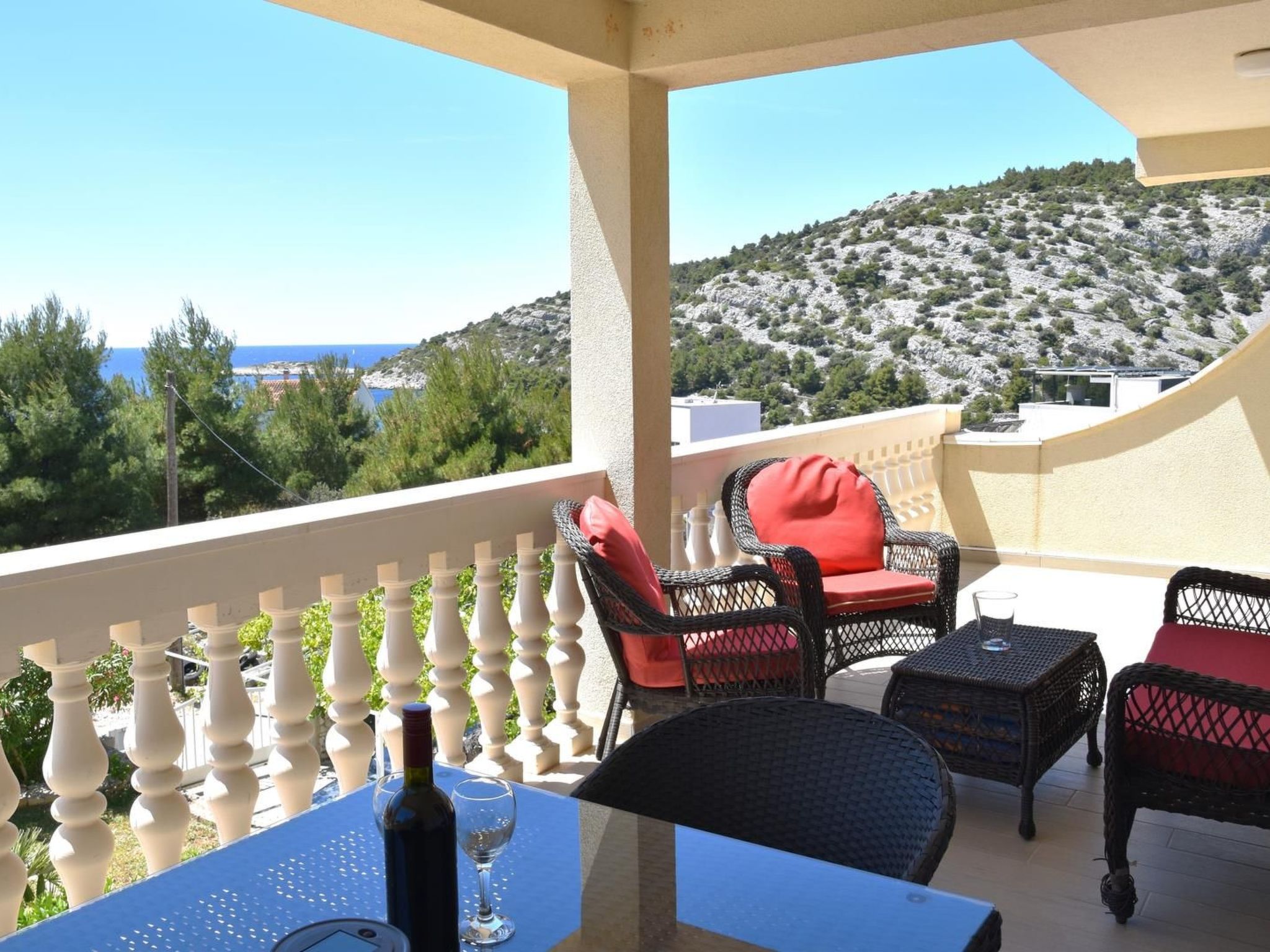 Vakantiehuis met zwembad in Rogoznica/Razanj (Kroatië) voor 3 personen