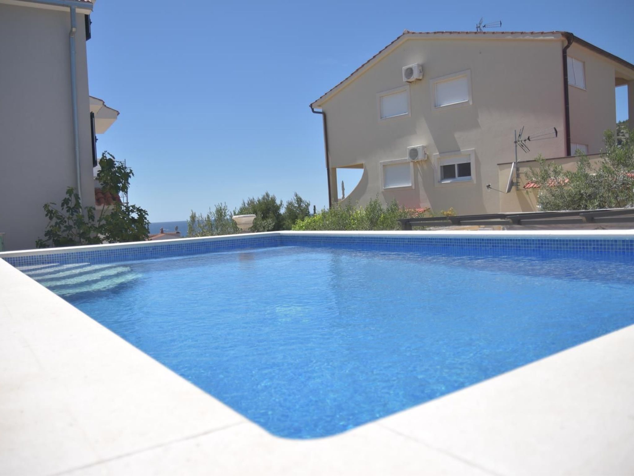 Villa Luger 2. OG-Binnen