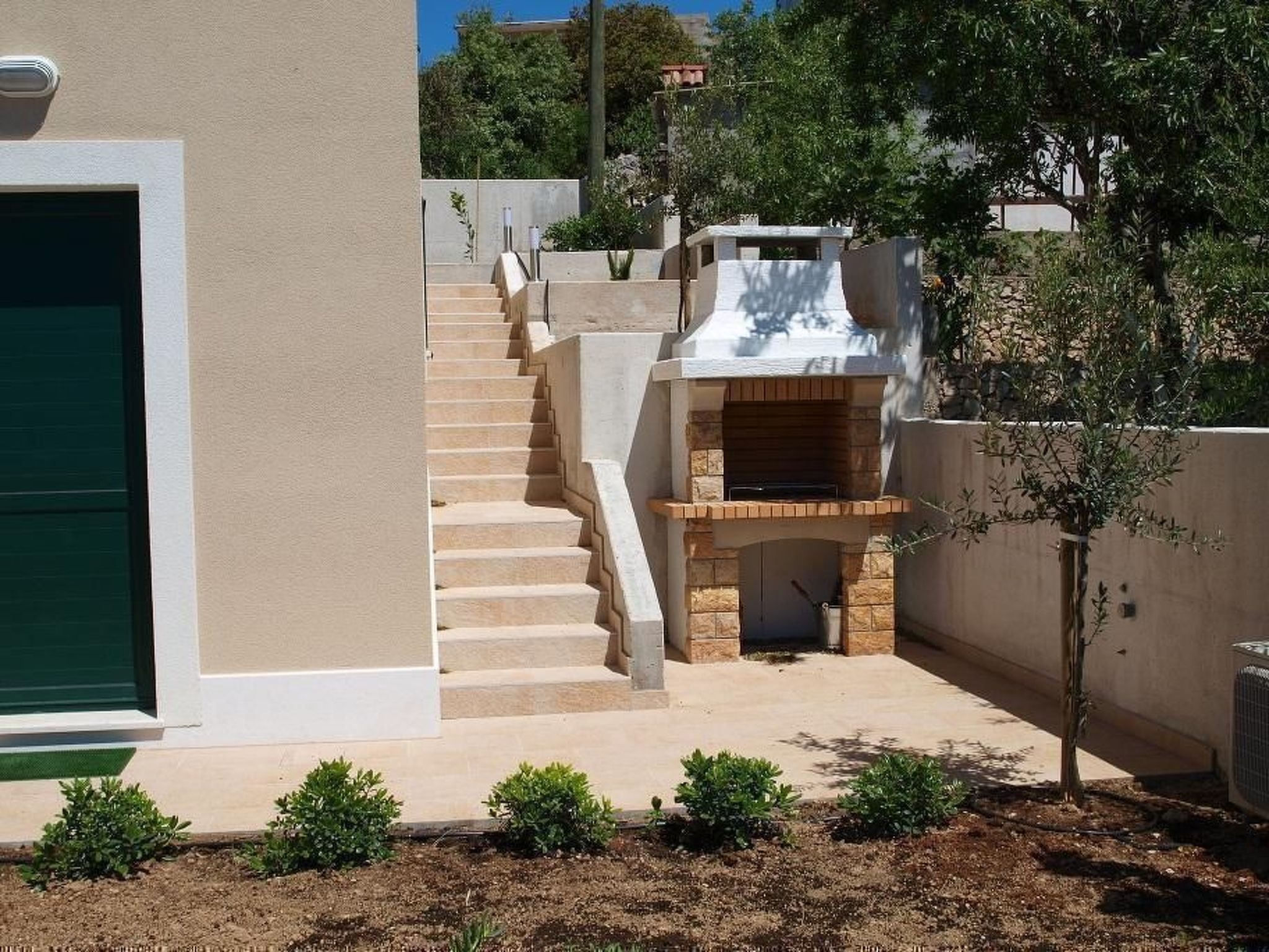 Luxuriöses Ferienhaus mit Pool direkt am Meer-Drinnen