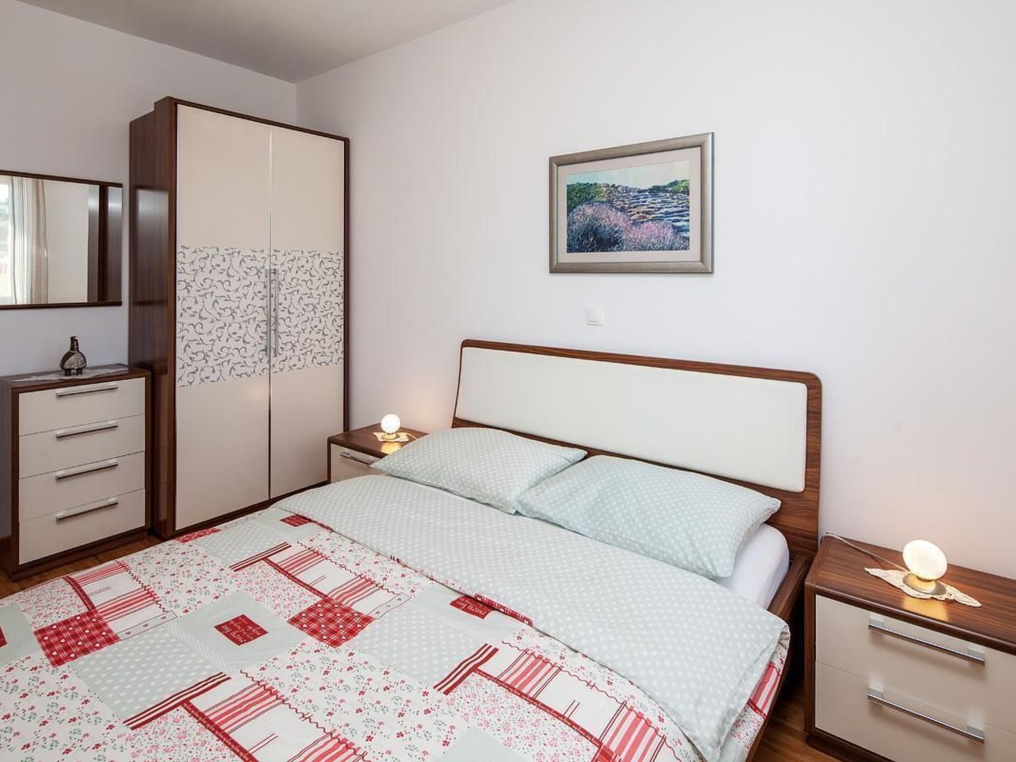 Luxuriöses Ferienhaus mit Pool direkt am Meer-Drinnen