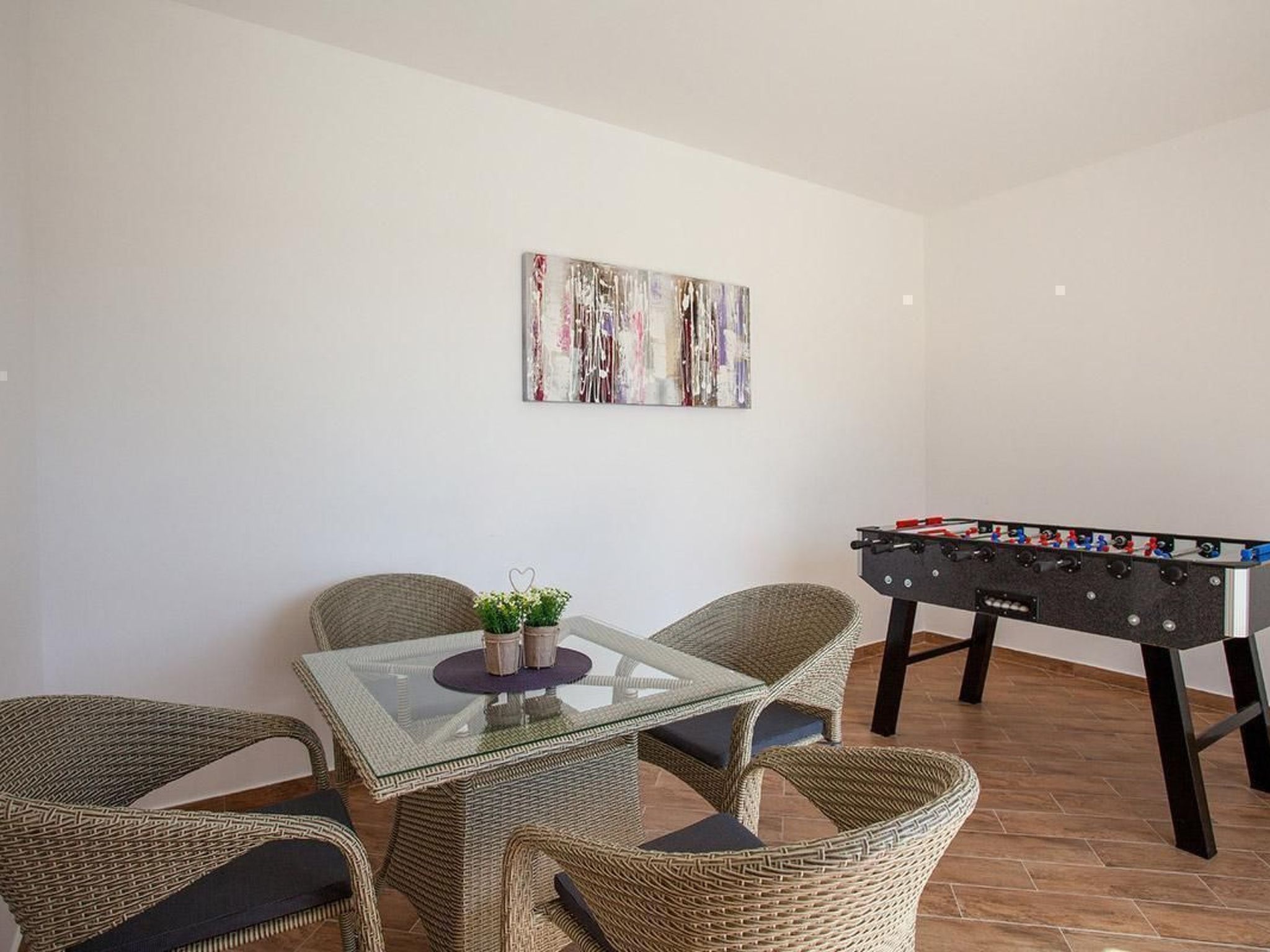 Luxuriöses Ferienhaus mit Pool direkt am Meer-Drinnen