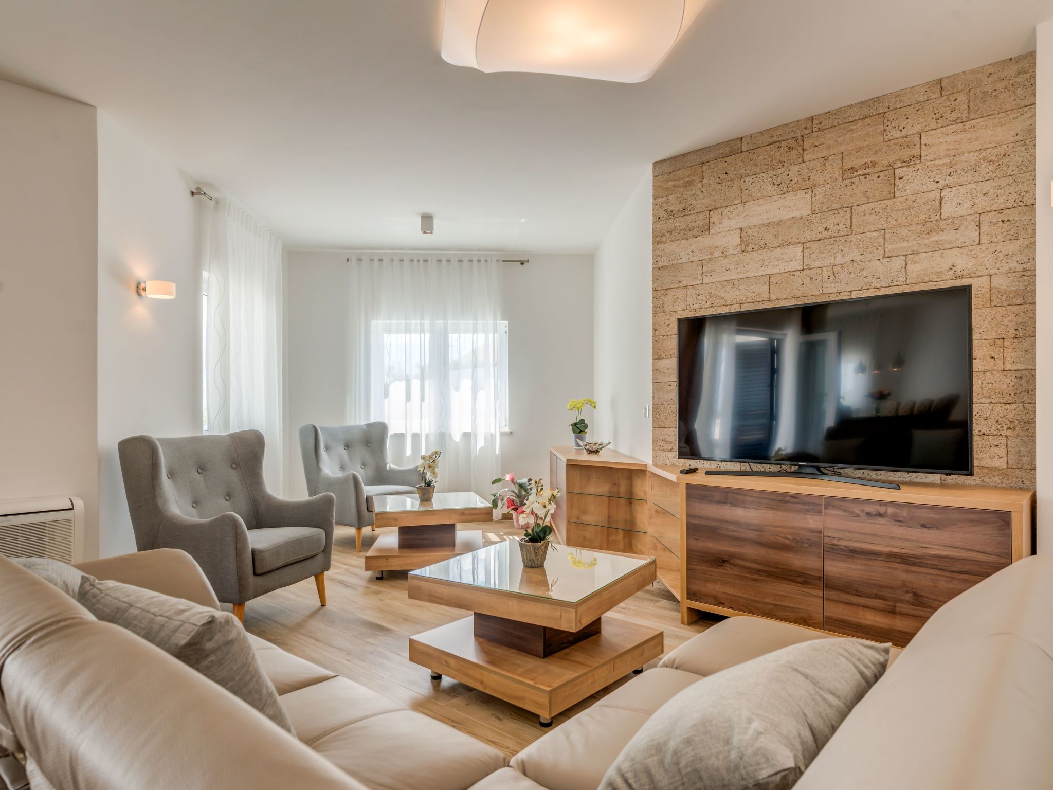 Charmante Villa Ivelja-Binnen